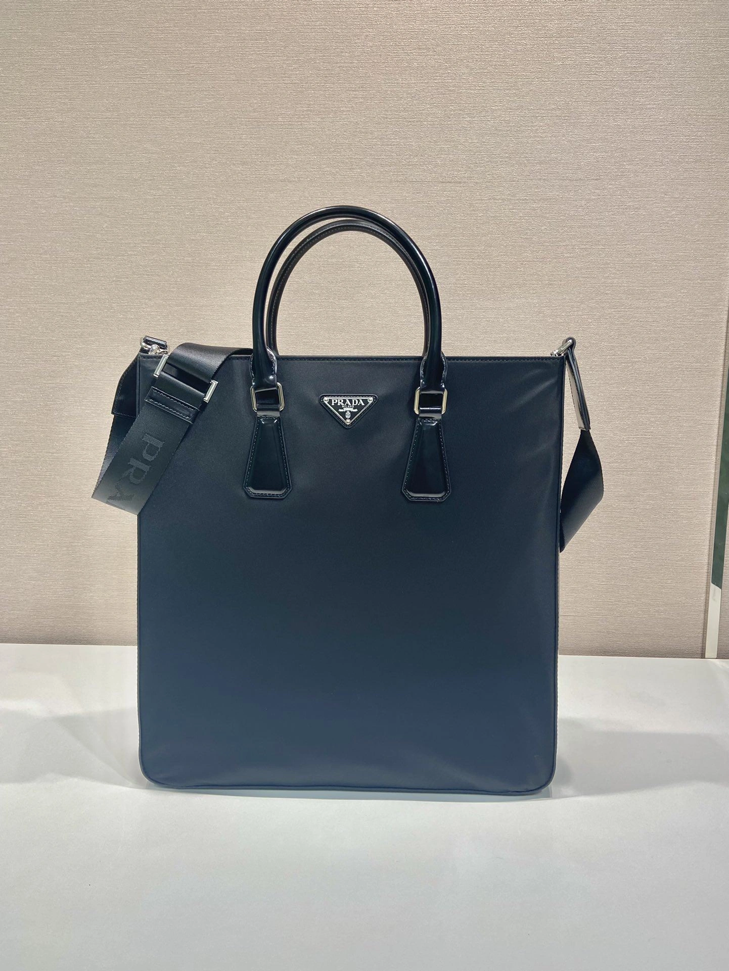 Prada Top Handle Bags 4099A-0243