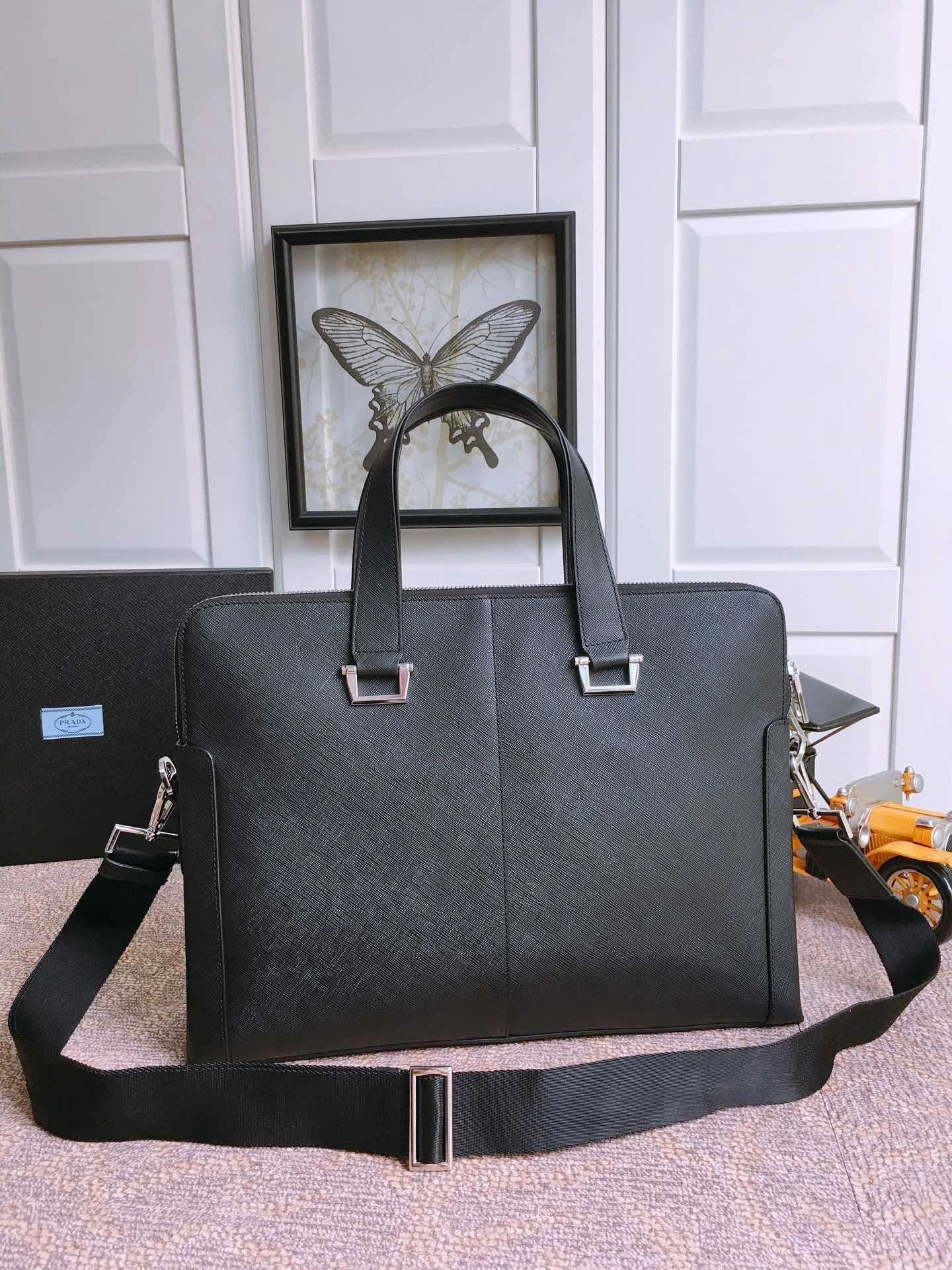 Prada Briefcase 4099A-0252