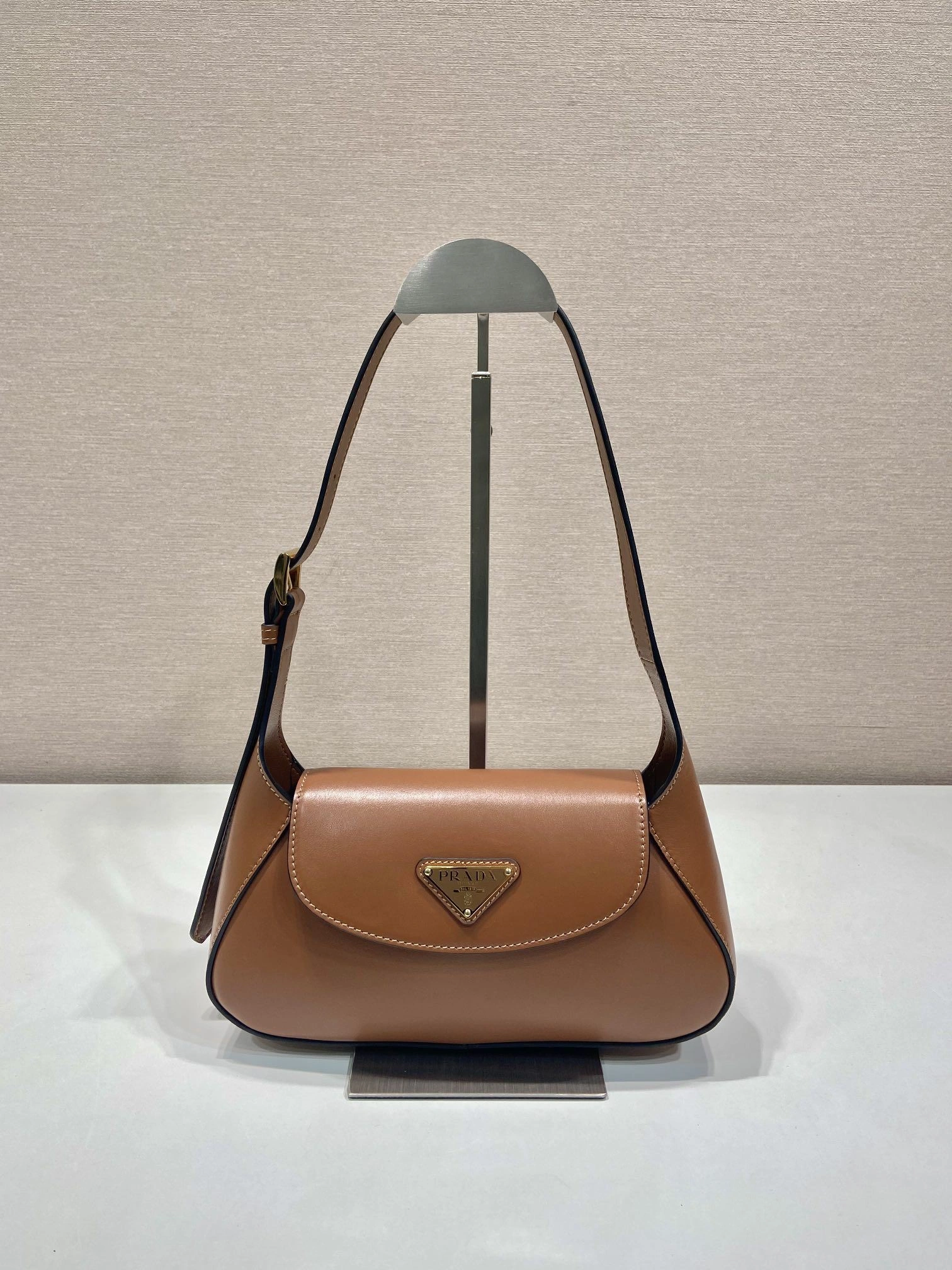 Prada Top Handle Bags 4099A-0275