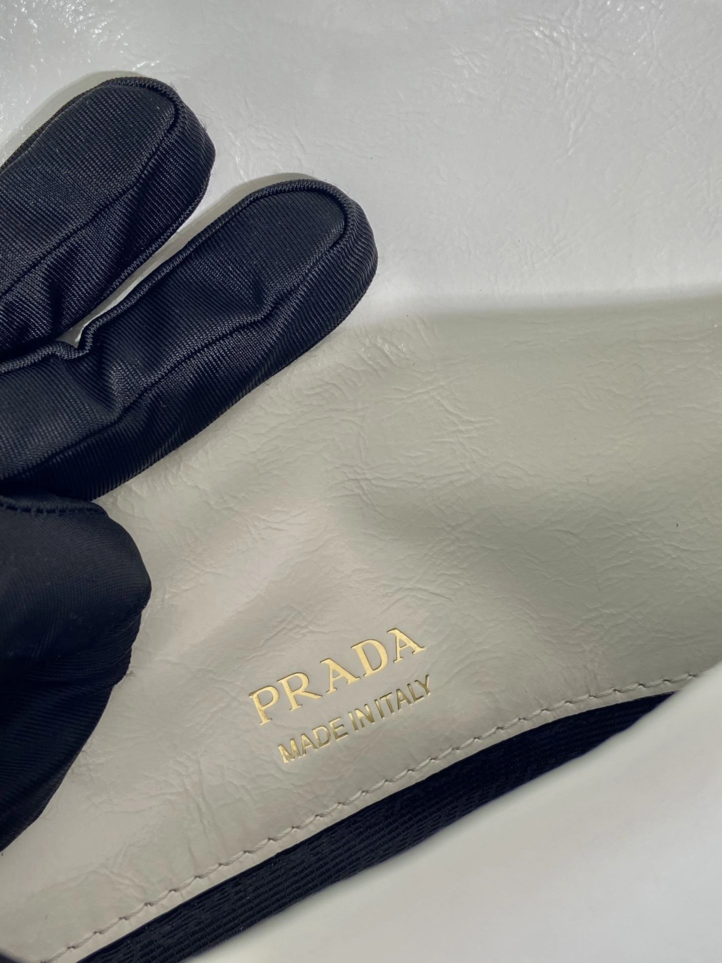 Prada Top Handle Bags 4099A-0306