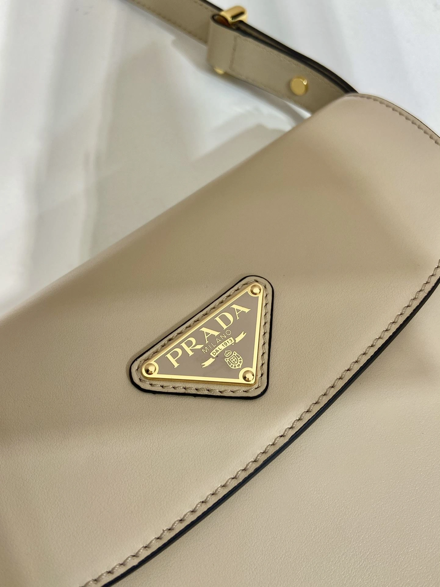 Prada Top Handle Bags 4099A-0336