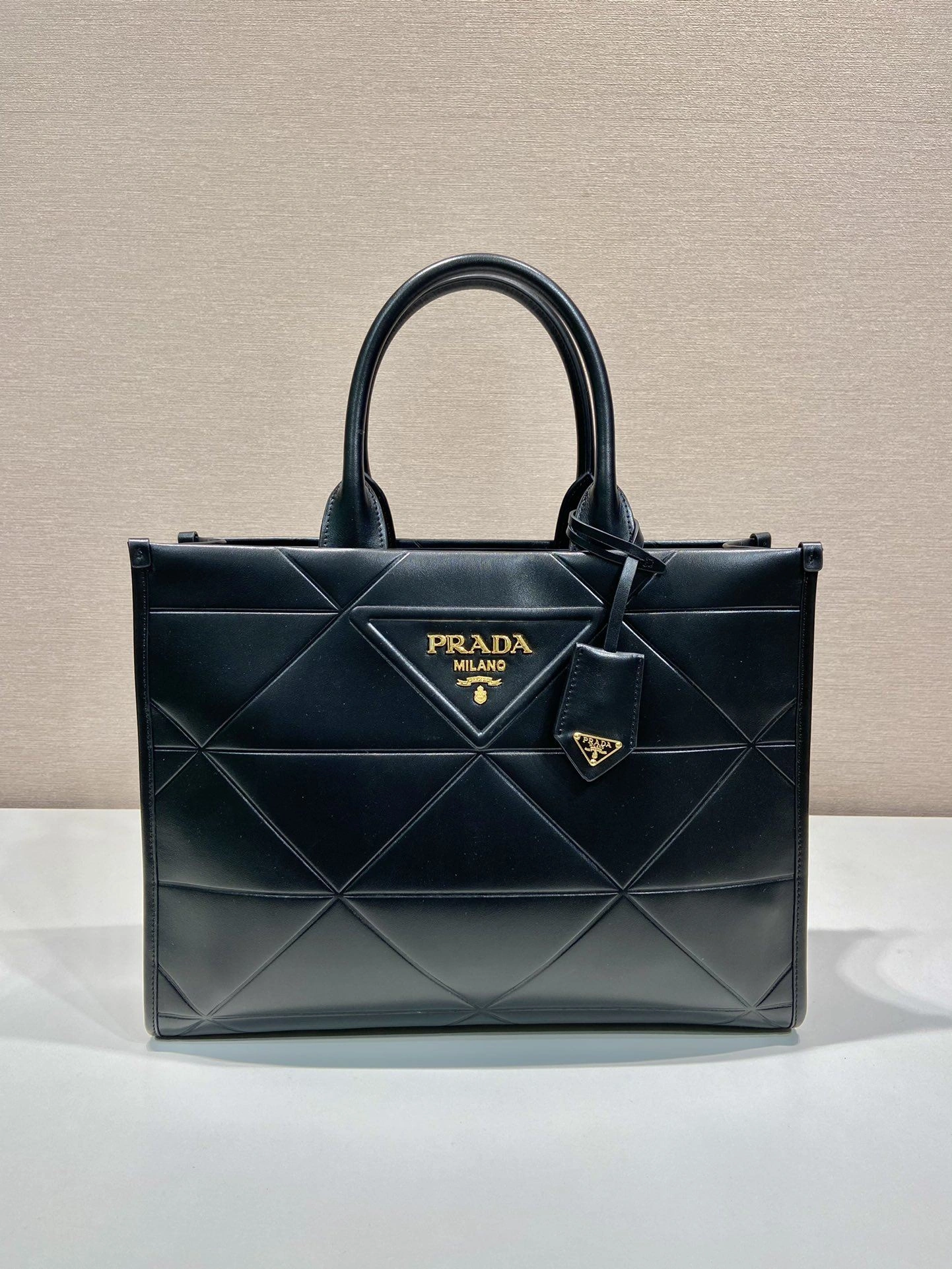 Prada Top Handle Bags 4099A-0362