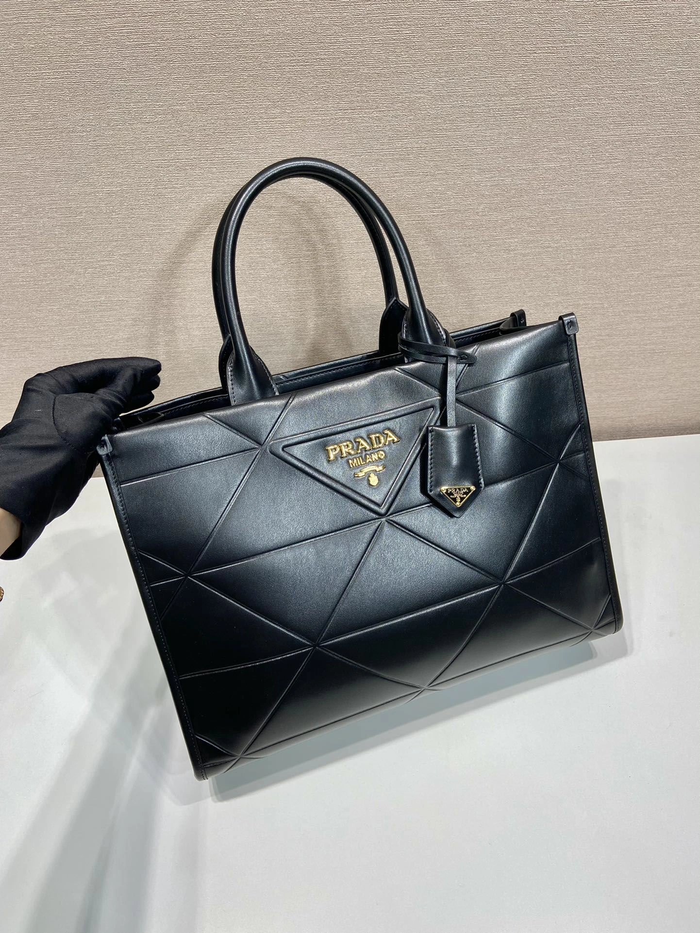 Prada Top Handle Bags 4099A-0362