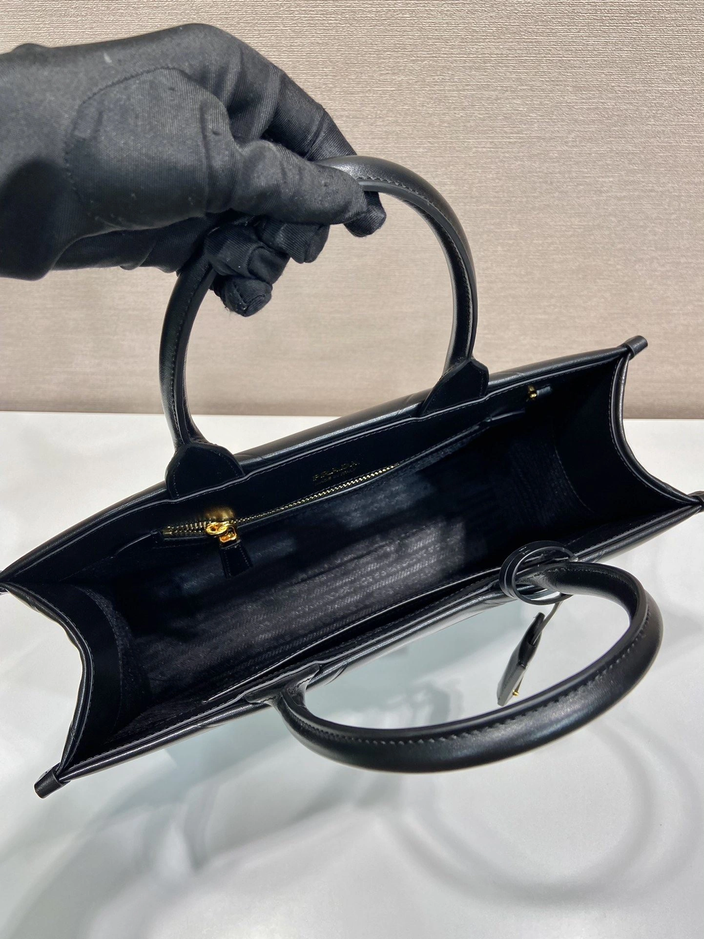 Prada Top Handle Bags 4099A-0362