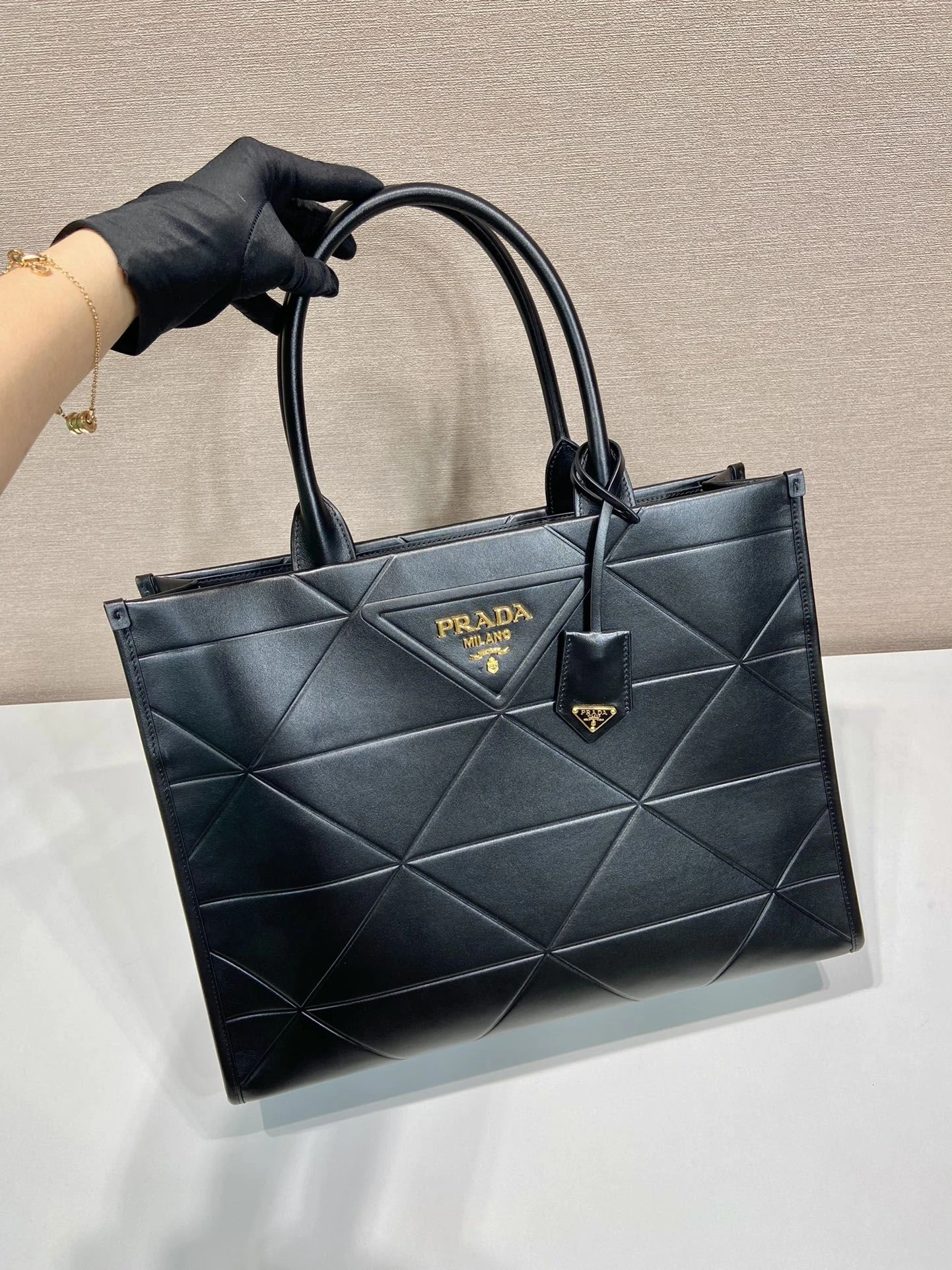 Prada Top Handle Bags 4099A-0363