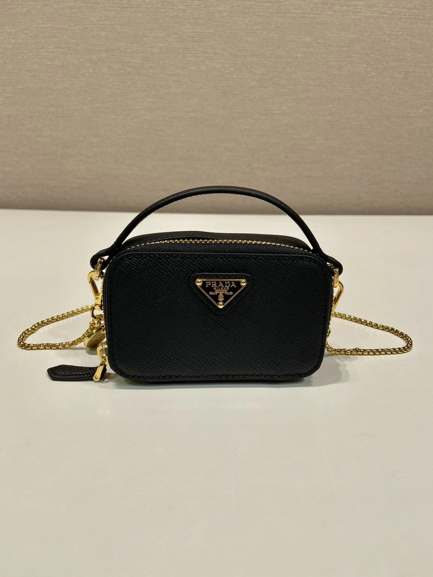 Prada Top Handle Bags 4099A-0397