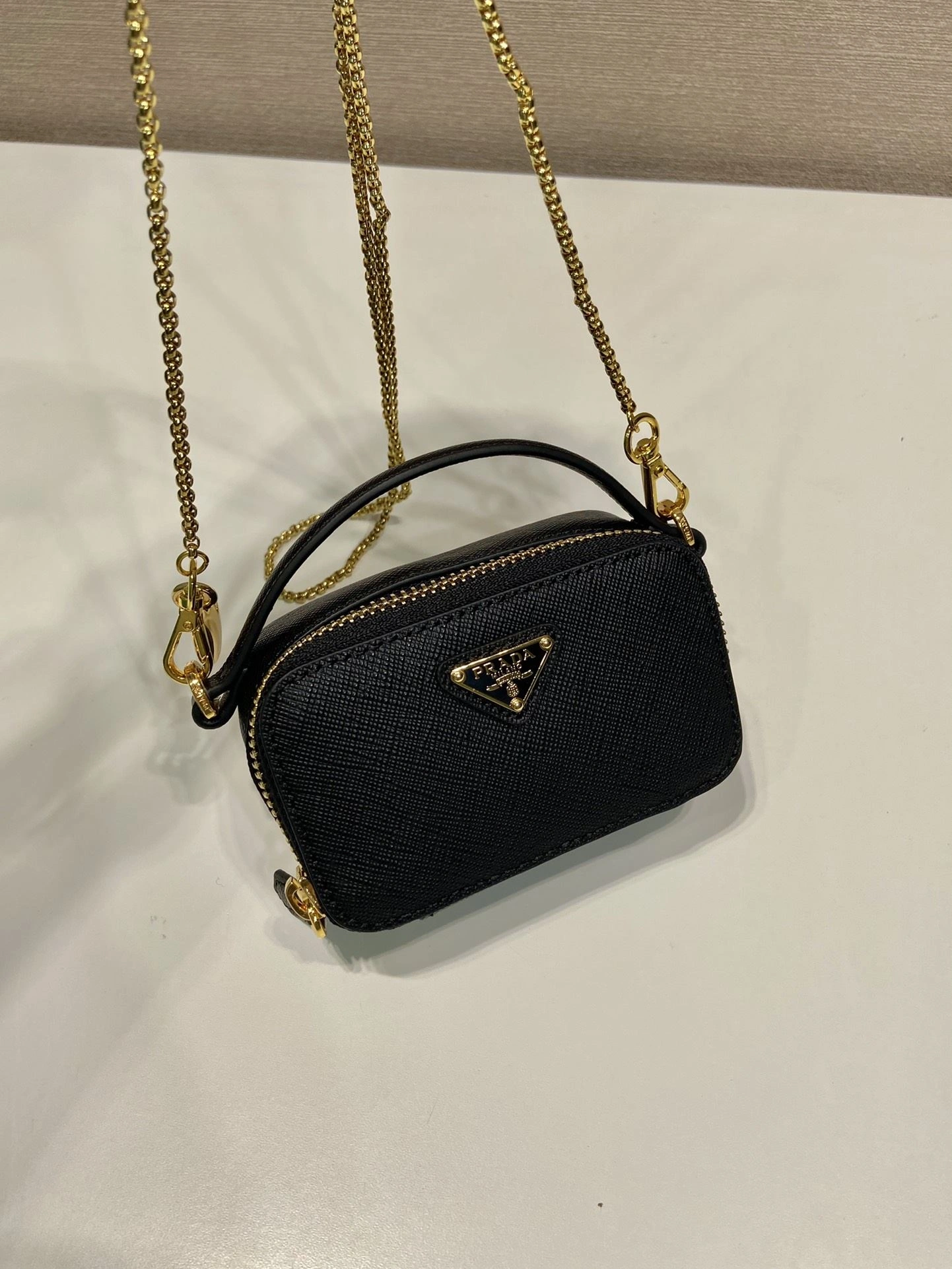 Prada Top Handle Bags 4099A-0397
