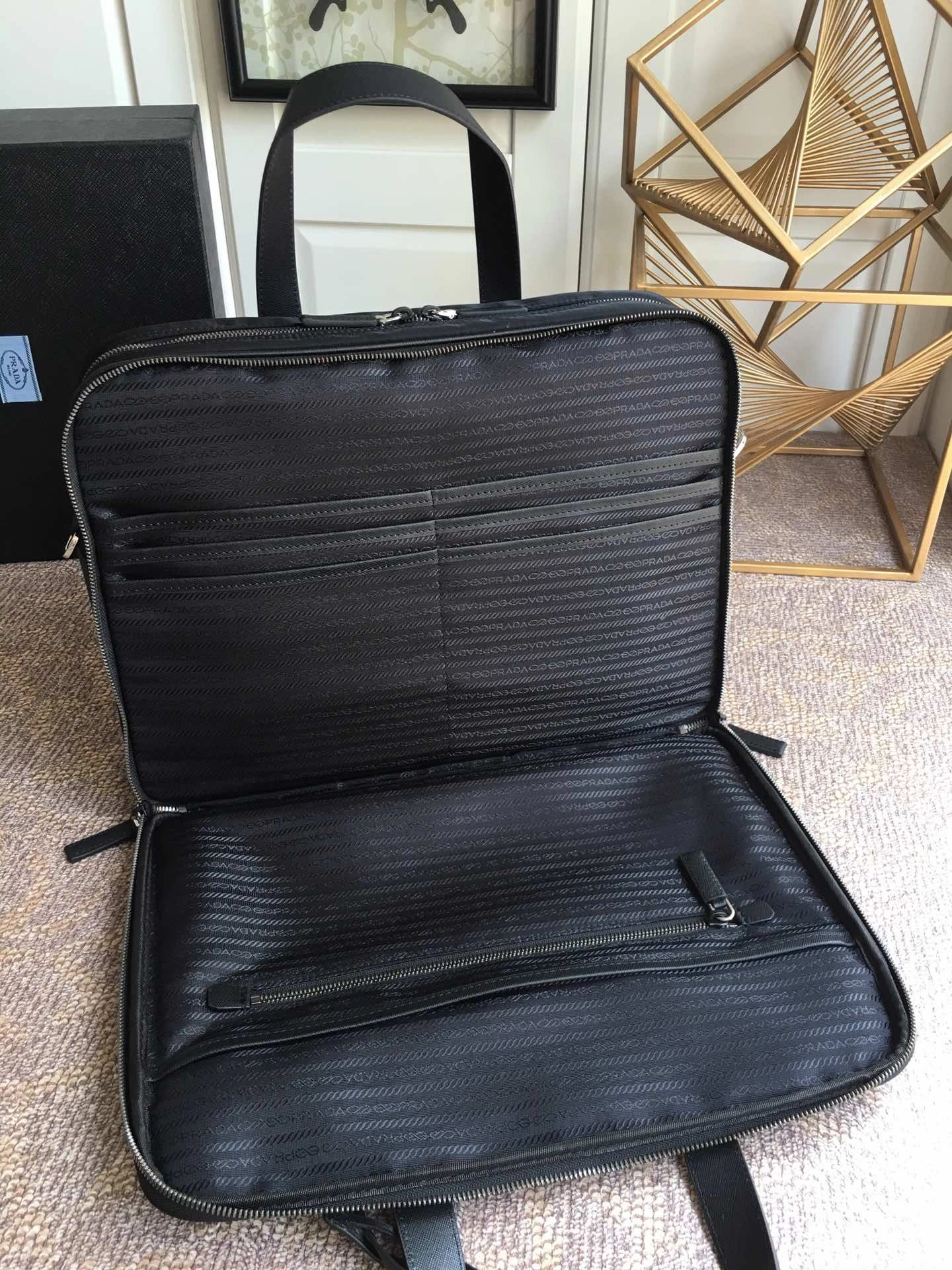 Prada Briefcase 4099A-0418
