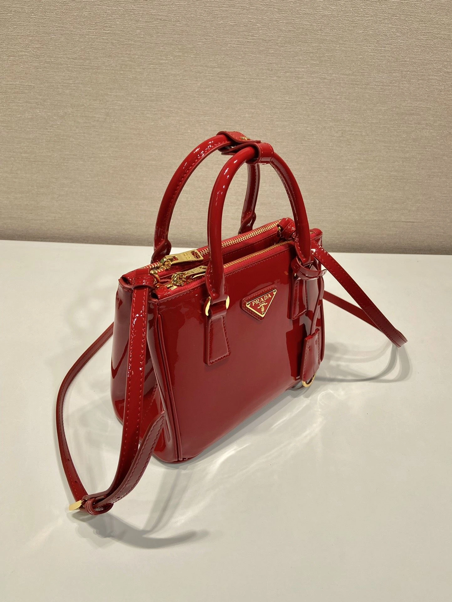 Prada Top Handle Bags 4099A-0431