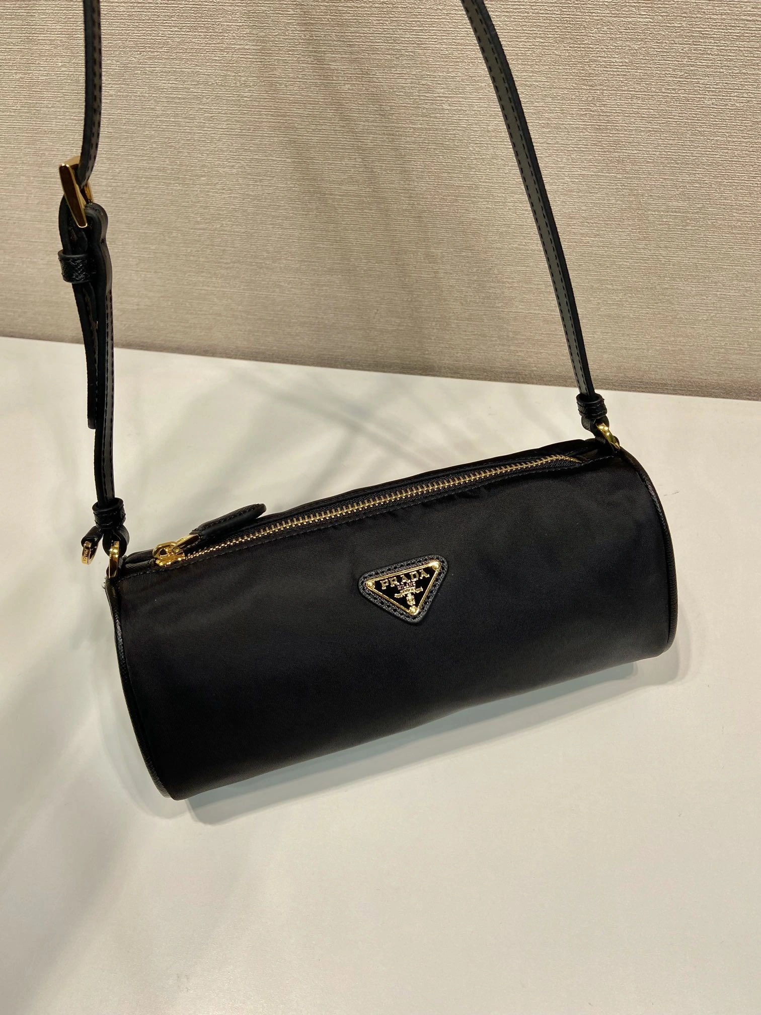 Prada Top Handle Bags 4099A-0447