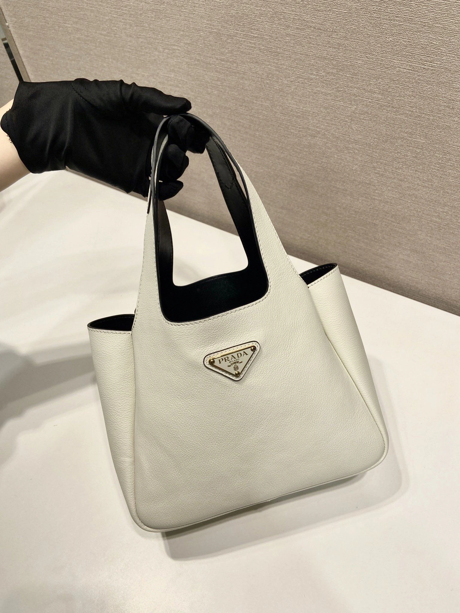 Prada Bucket Bags 4099A-0448