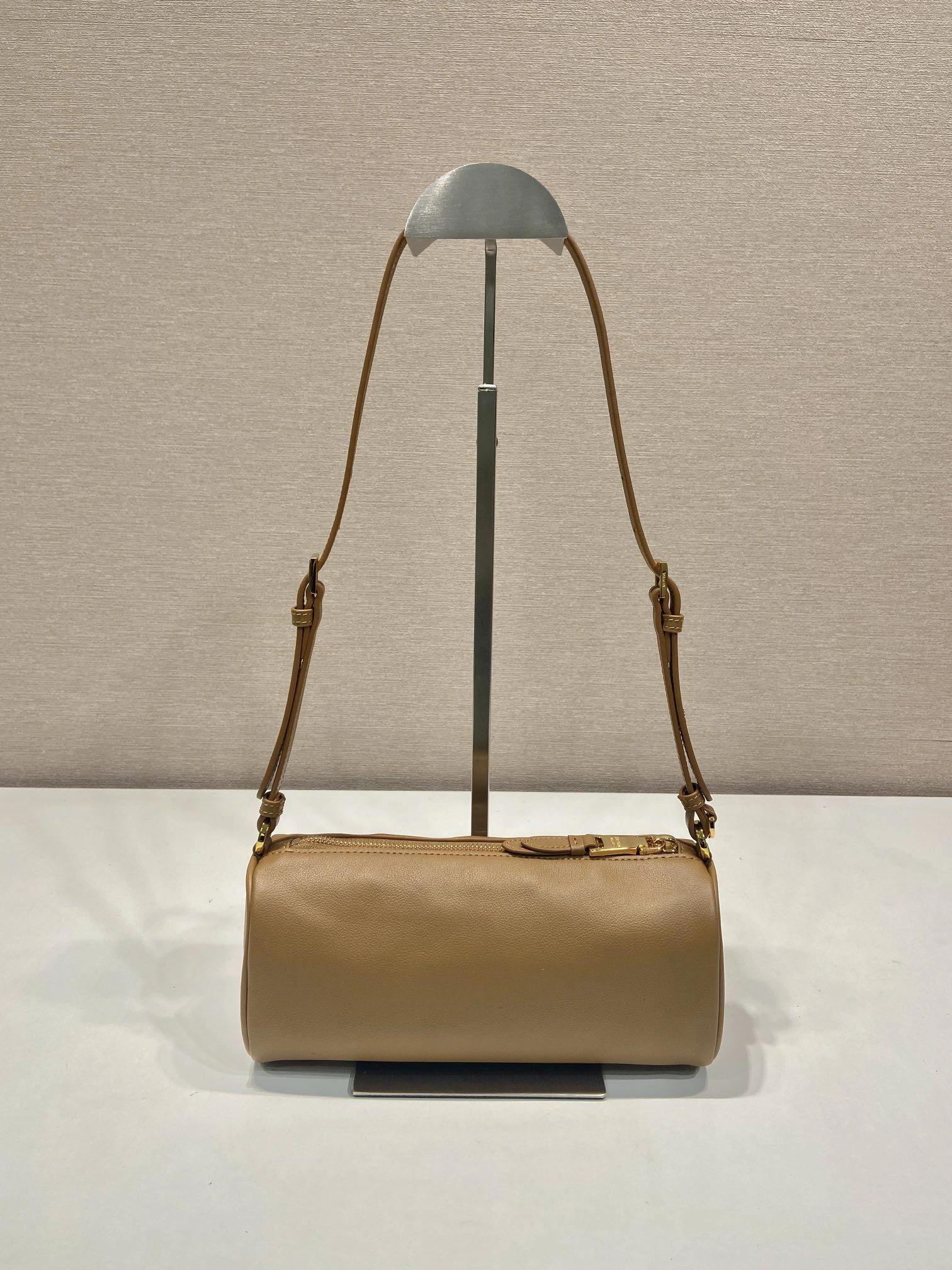 Prada Round Bags 4099A-0452