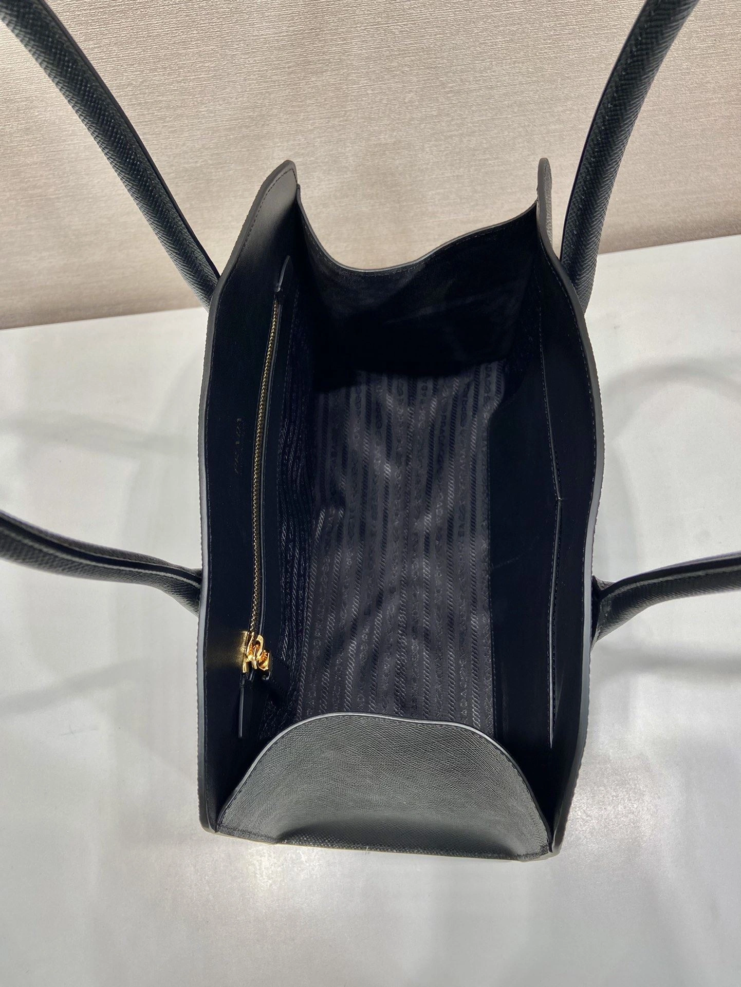 Prada Top Handle Bags 4099A-0456