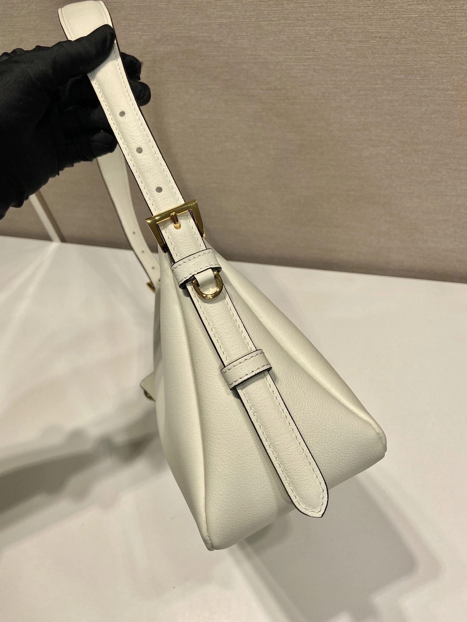 Prada Top Handle Bags 4099A-0459