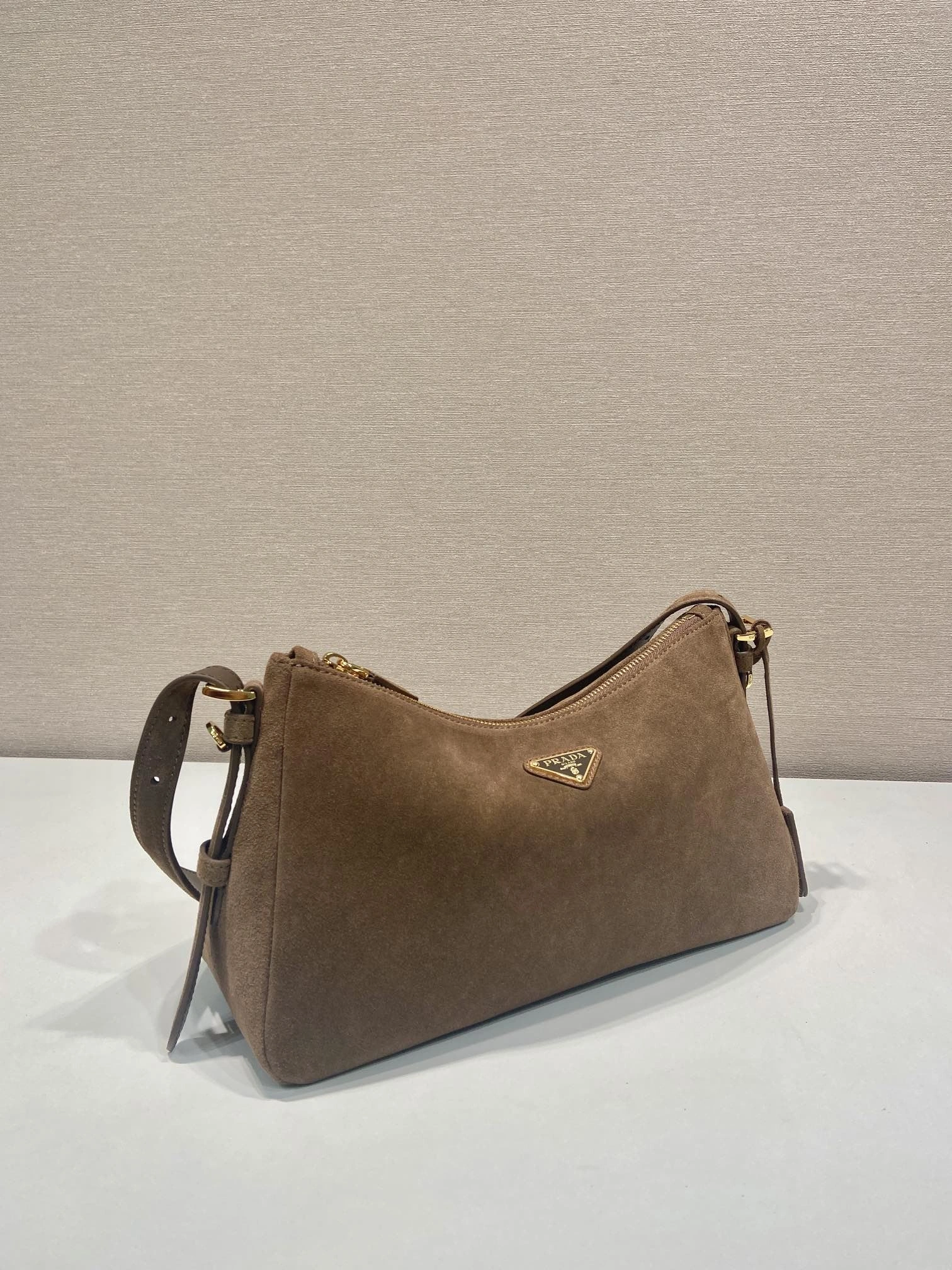 Prada Top Handle Bags 4099A-0463