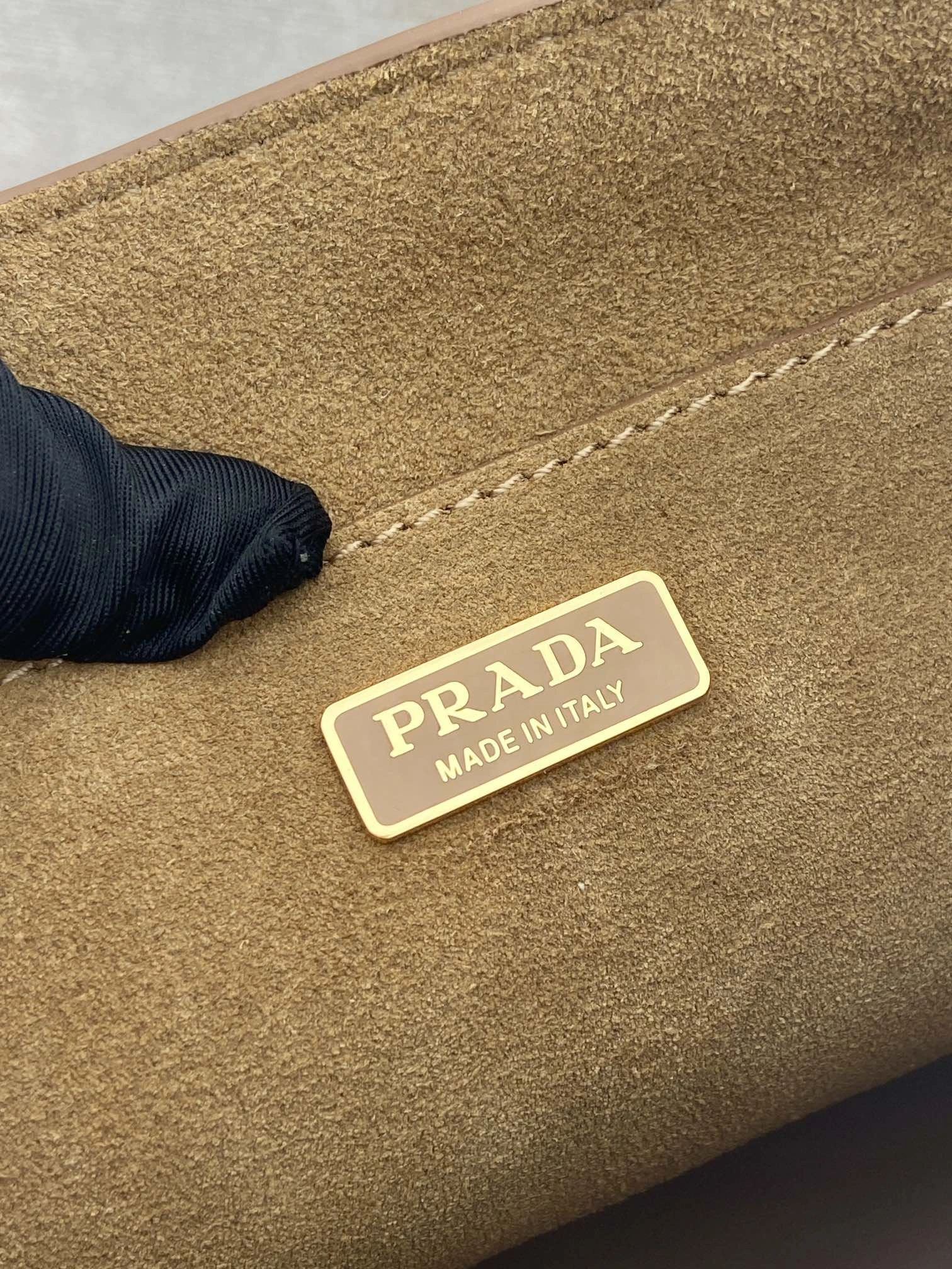 Prada Top Handle Bags 4099A-0467