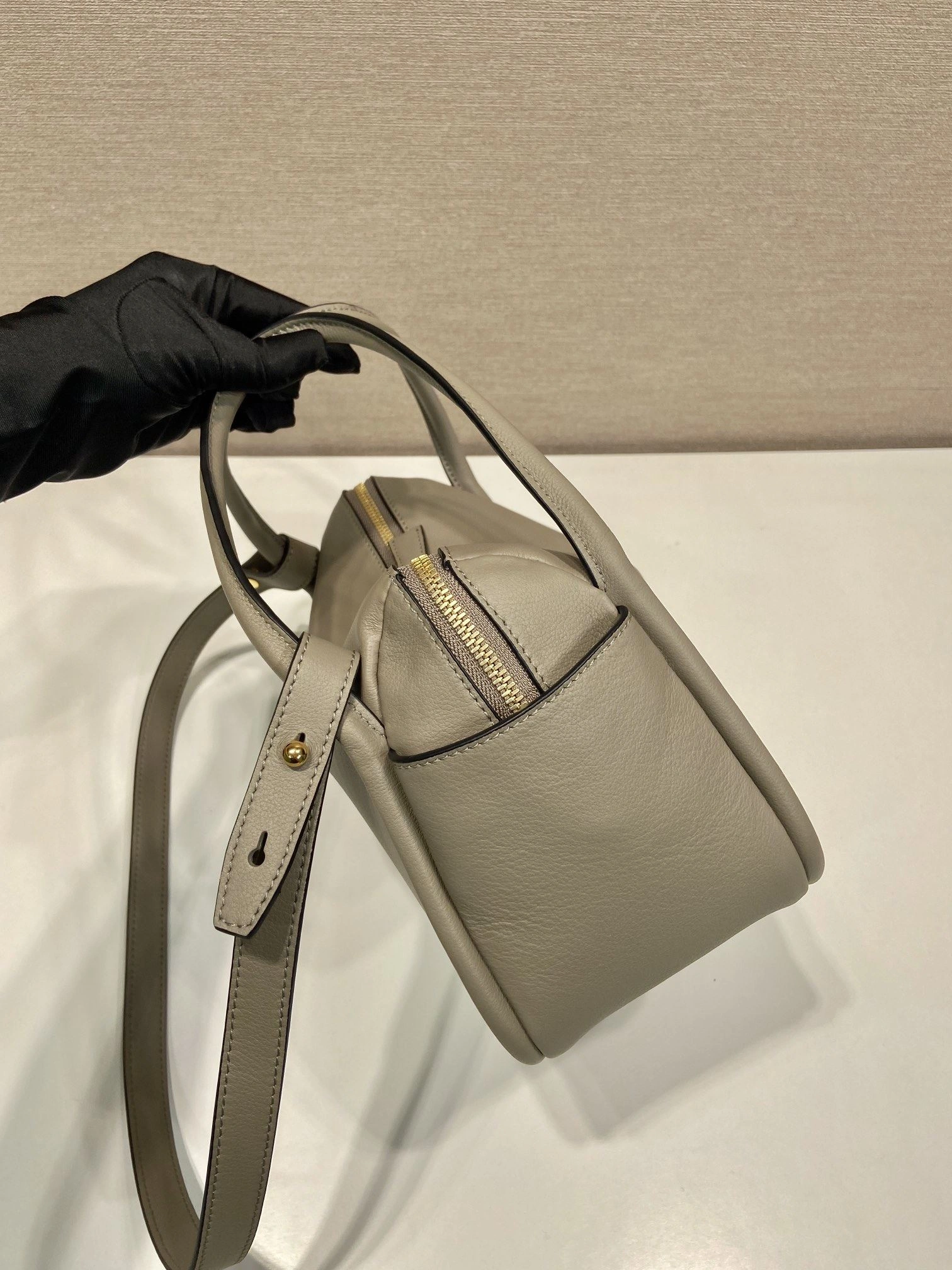 Prada Top Handle Bags 4099A-0498