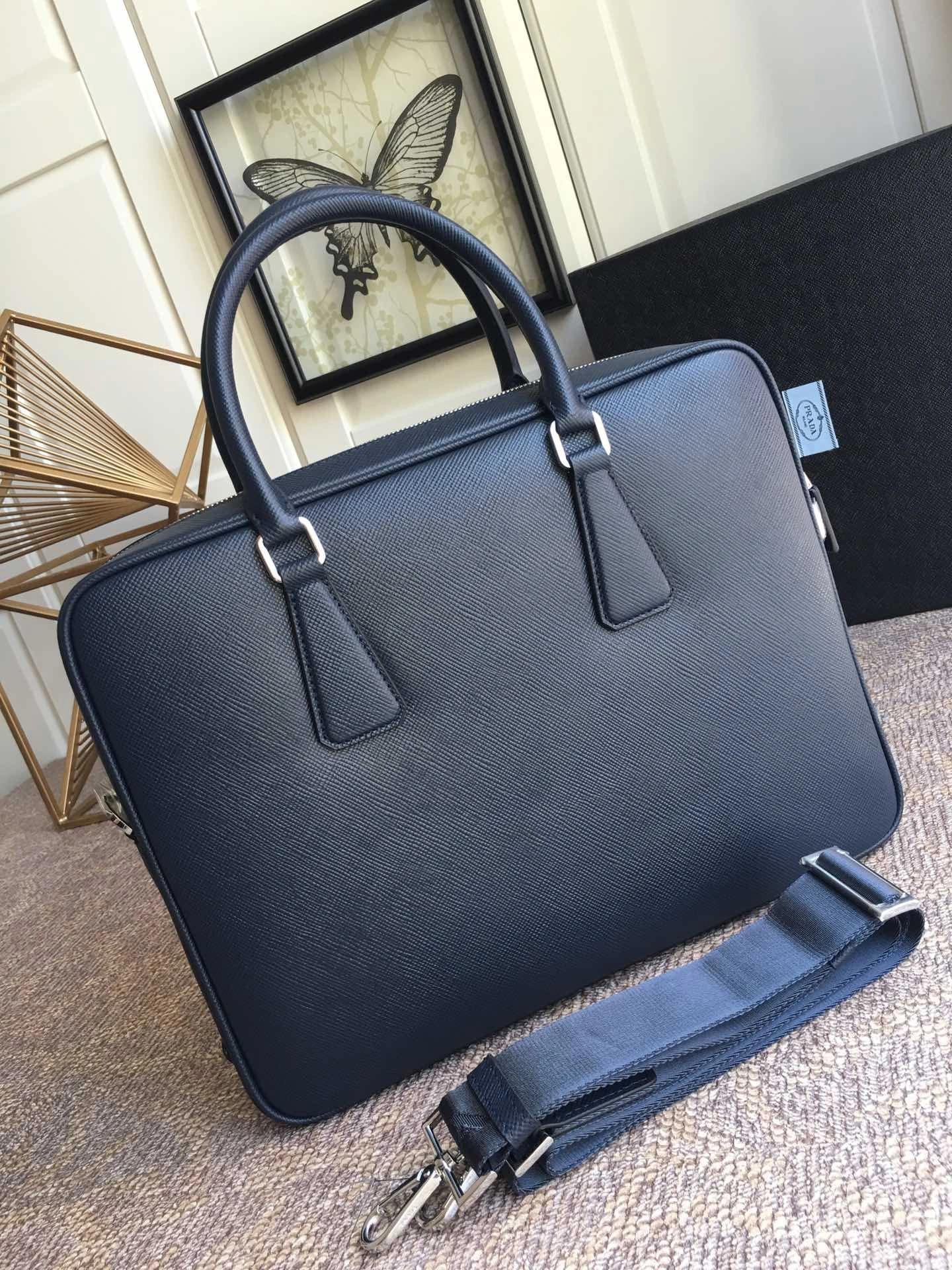 Prada Briefcase 4099A-0516
