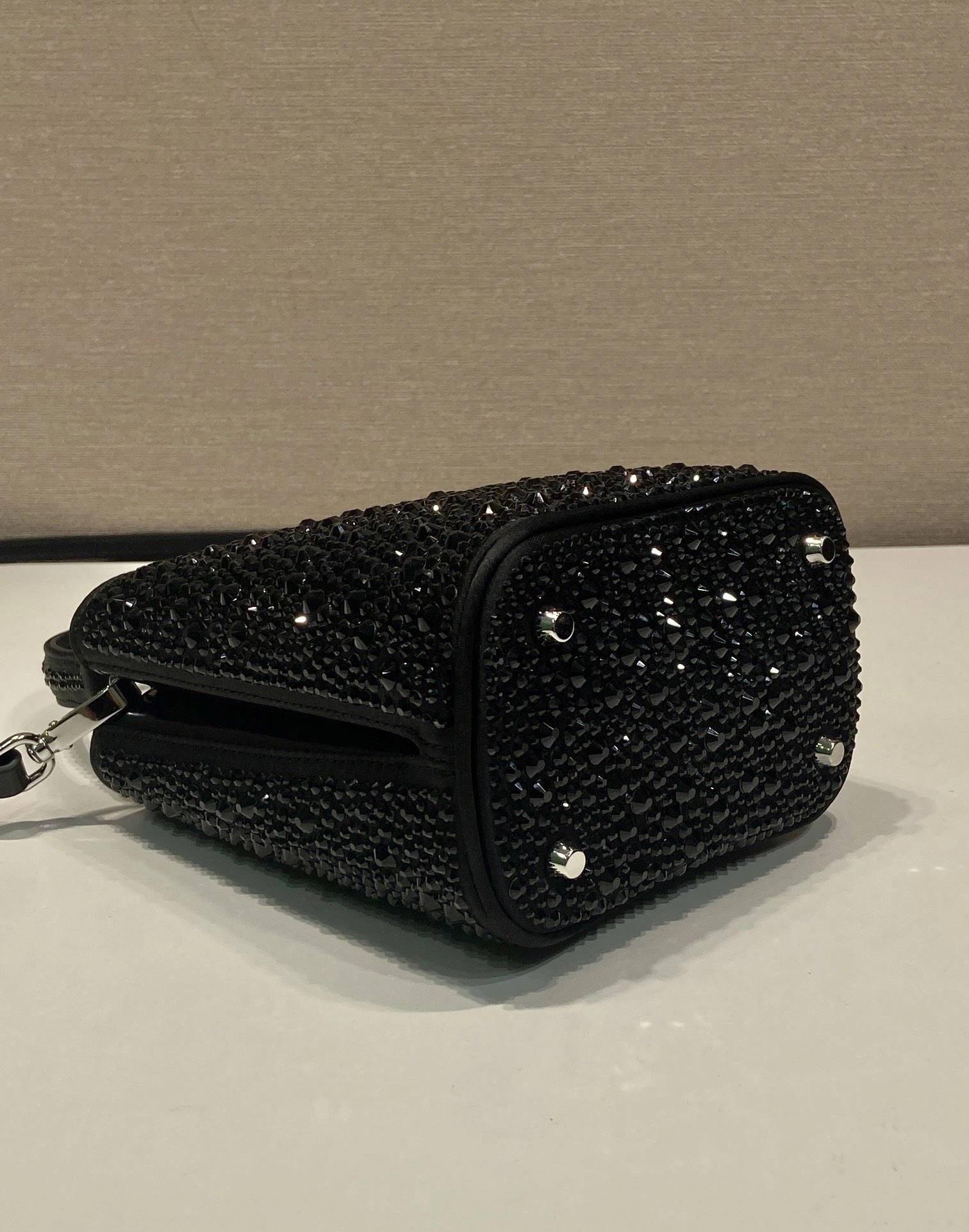 Prada Top Handle Bags 4099A-0520