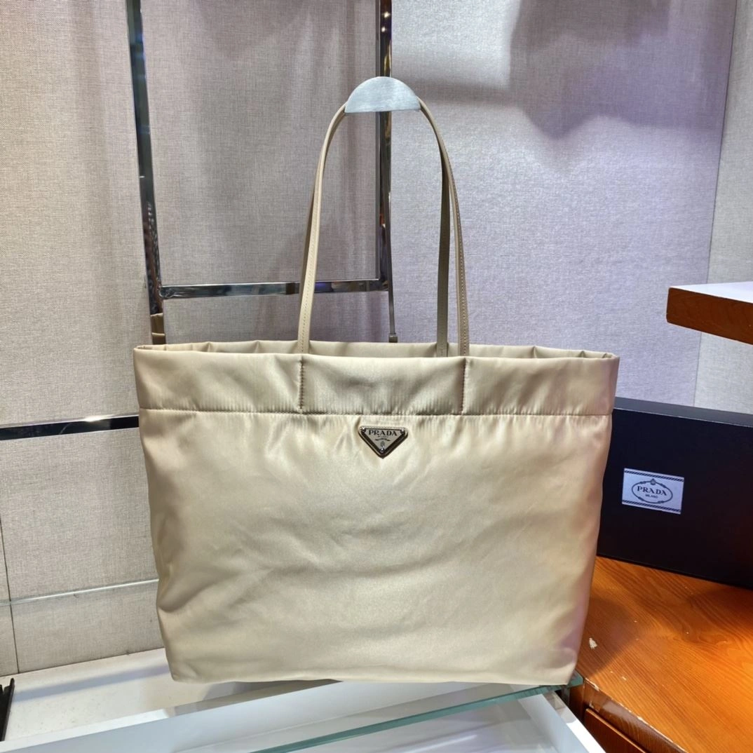 Prada Shopping Bags 4099A-0527