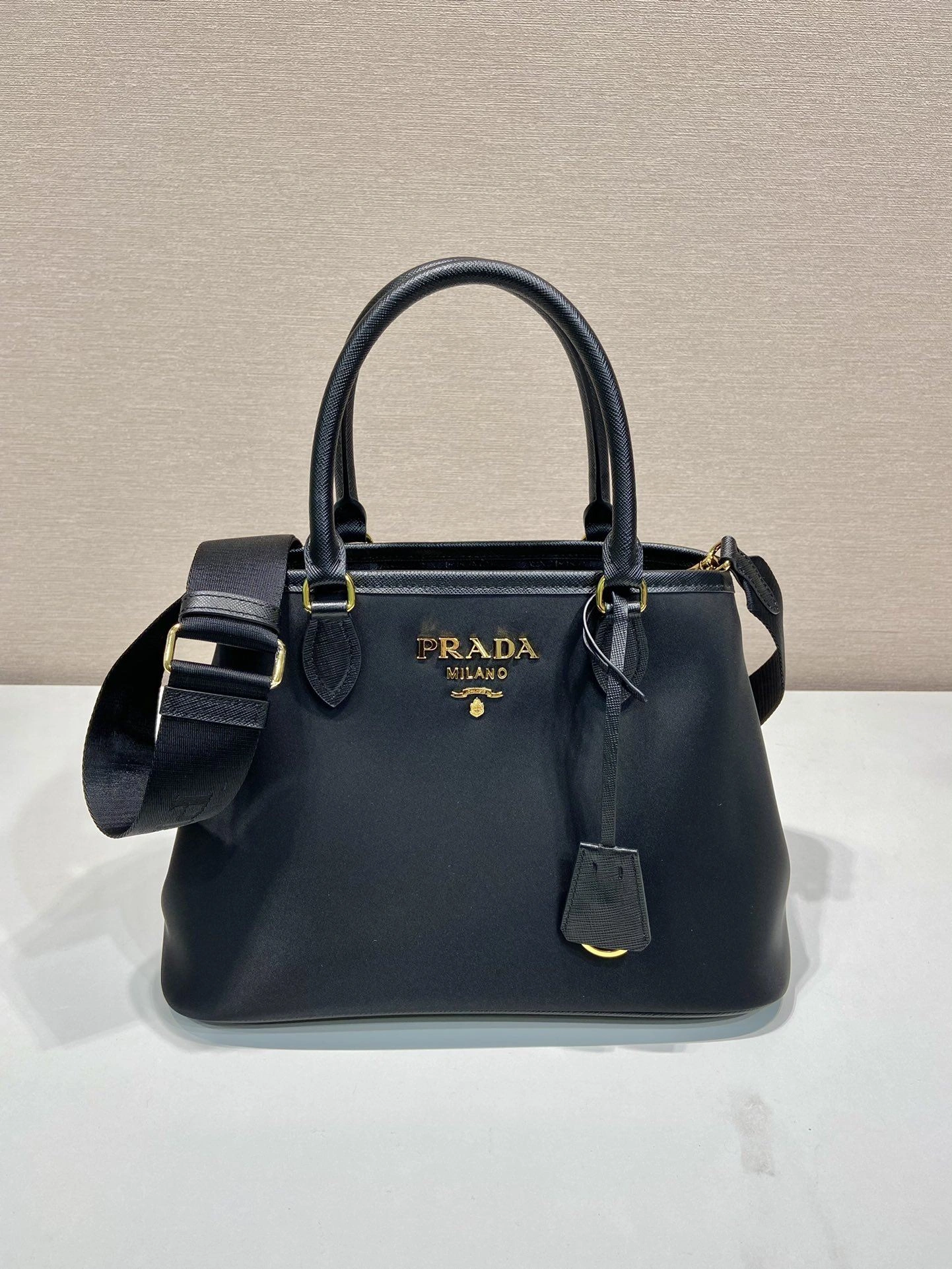 Prada Top Handle Bags 4099A-0559
