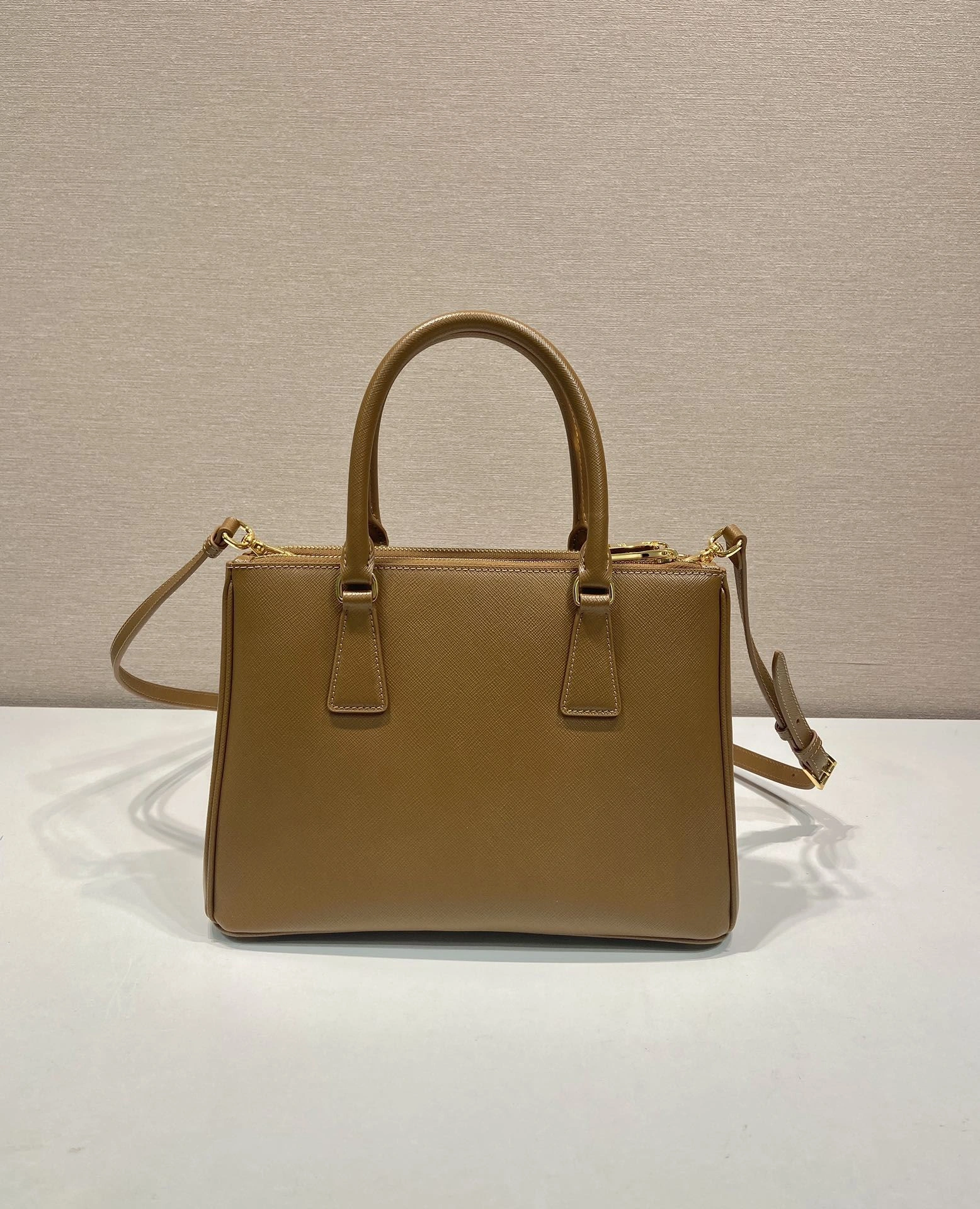 Prada Top Handle Bags 4099A-0576