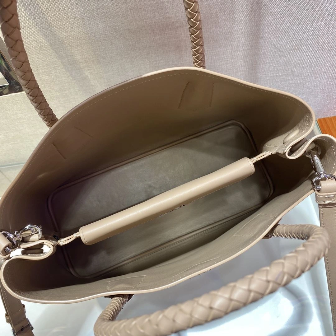 Prada Top Handle Bags 4099A-0578