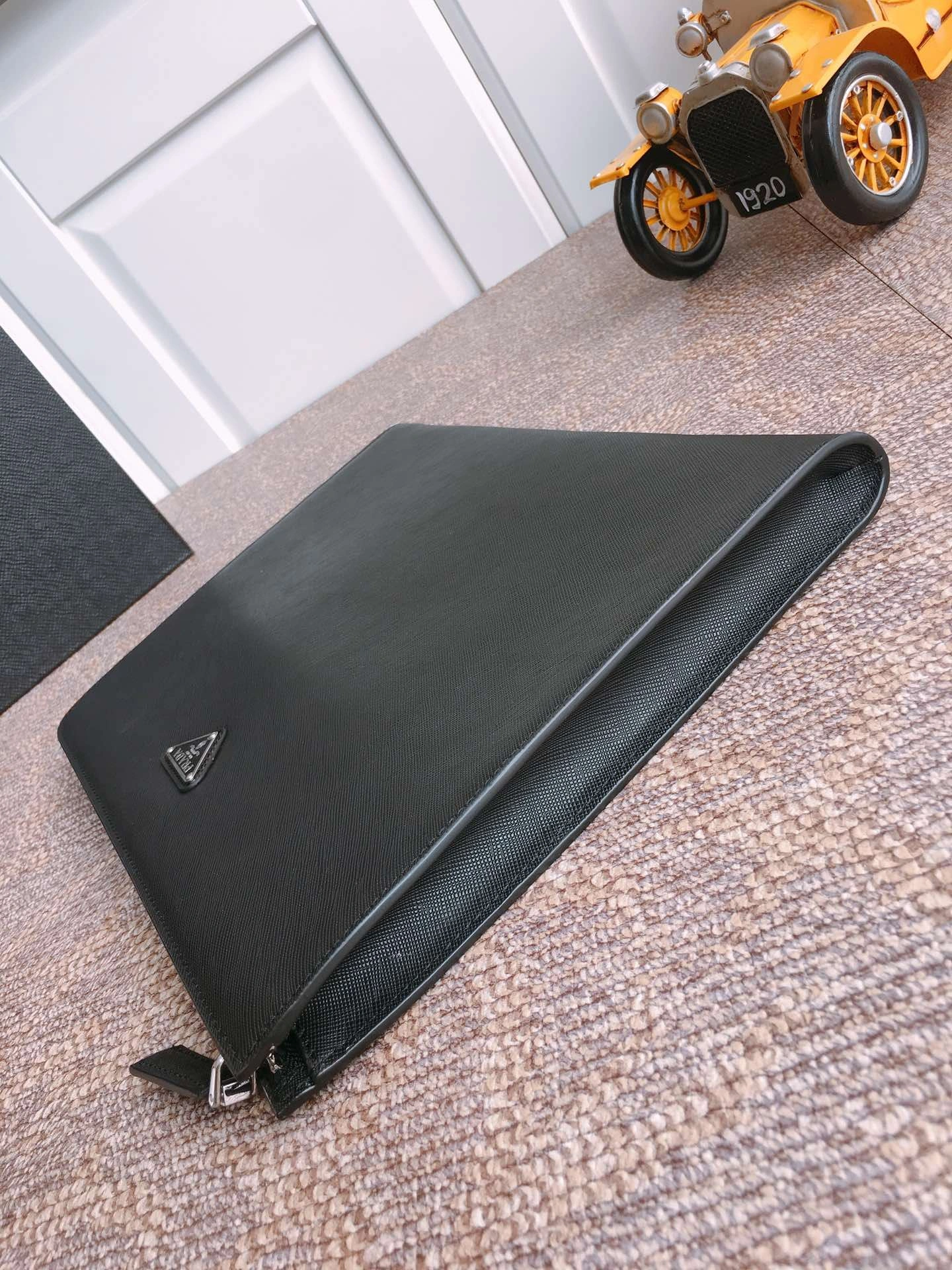 Prada Clutch Bags 4099A-0586