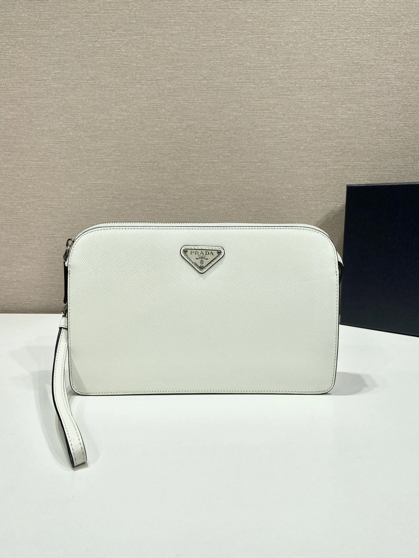 Prada Clutch Bags 4099A-0587
