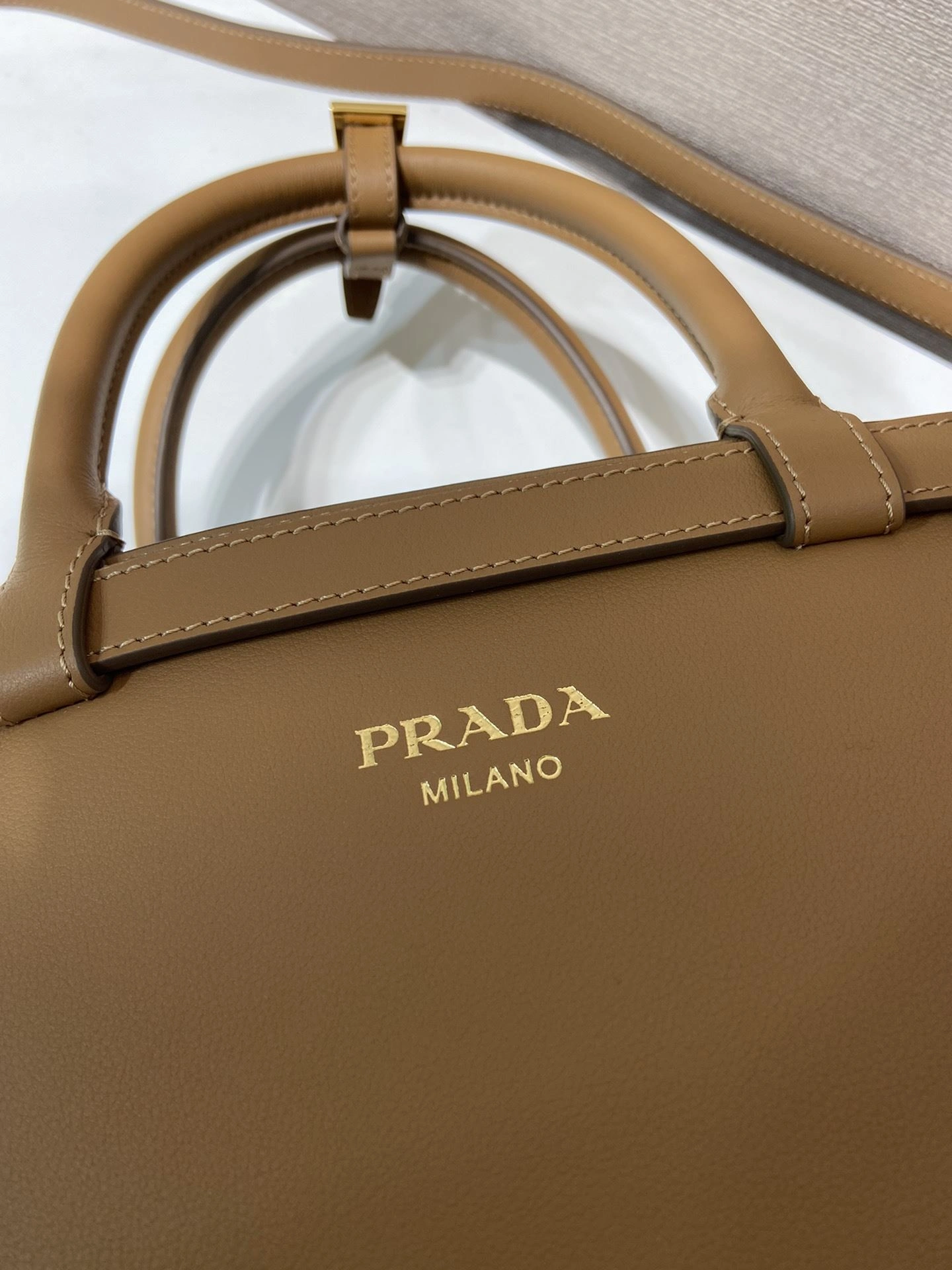 Prada Top Handle Bags 4099A-0597