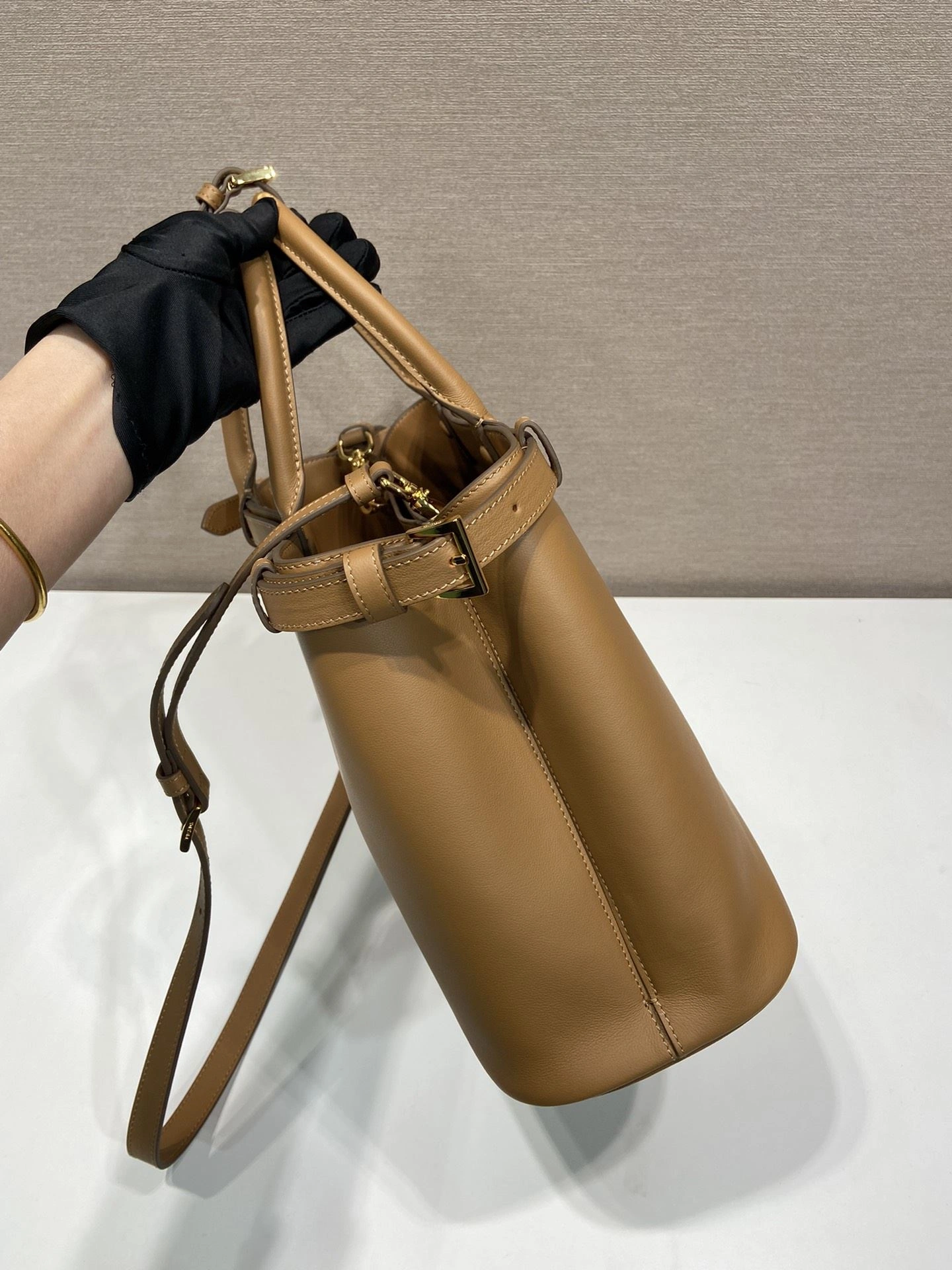 Prada Top Handle Bags 4099A-0598