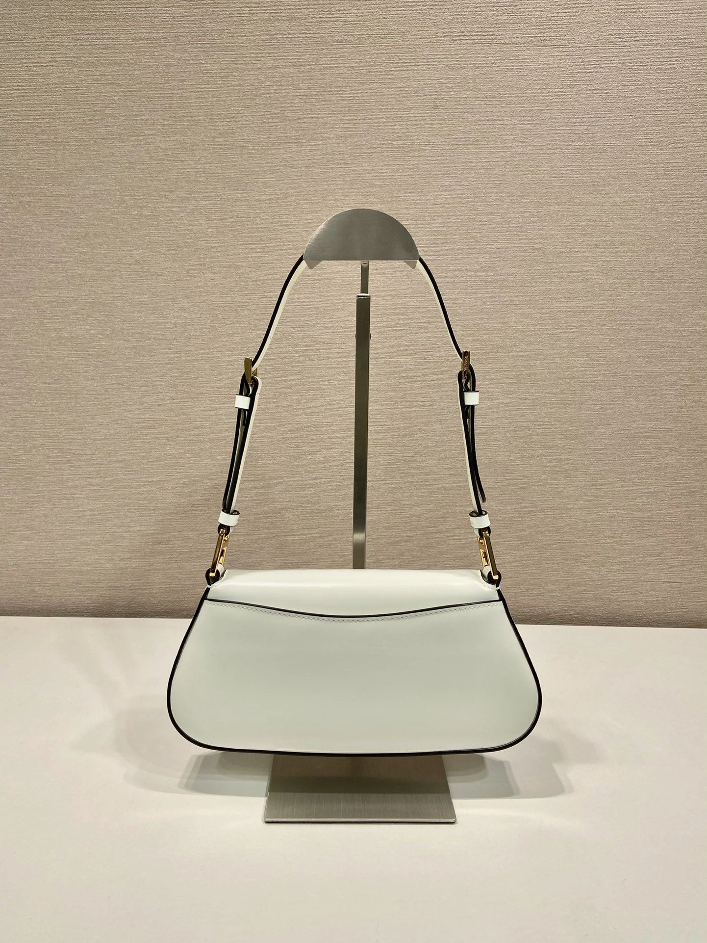 Prada Top Handle Bags 4099A-0609