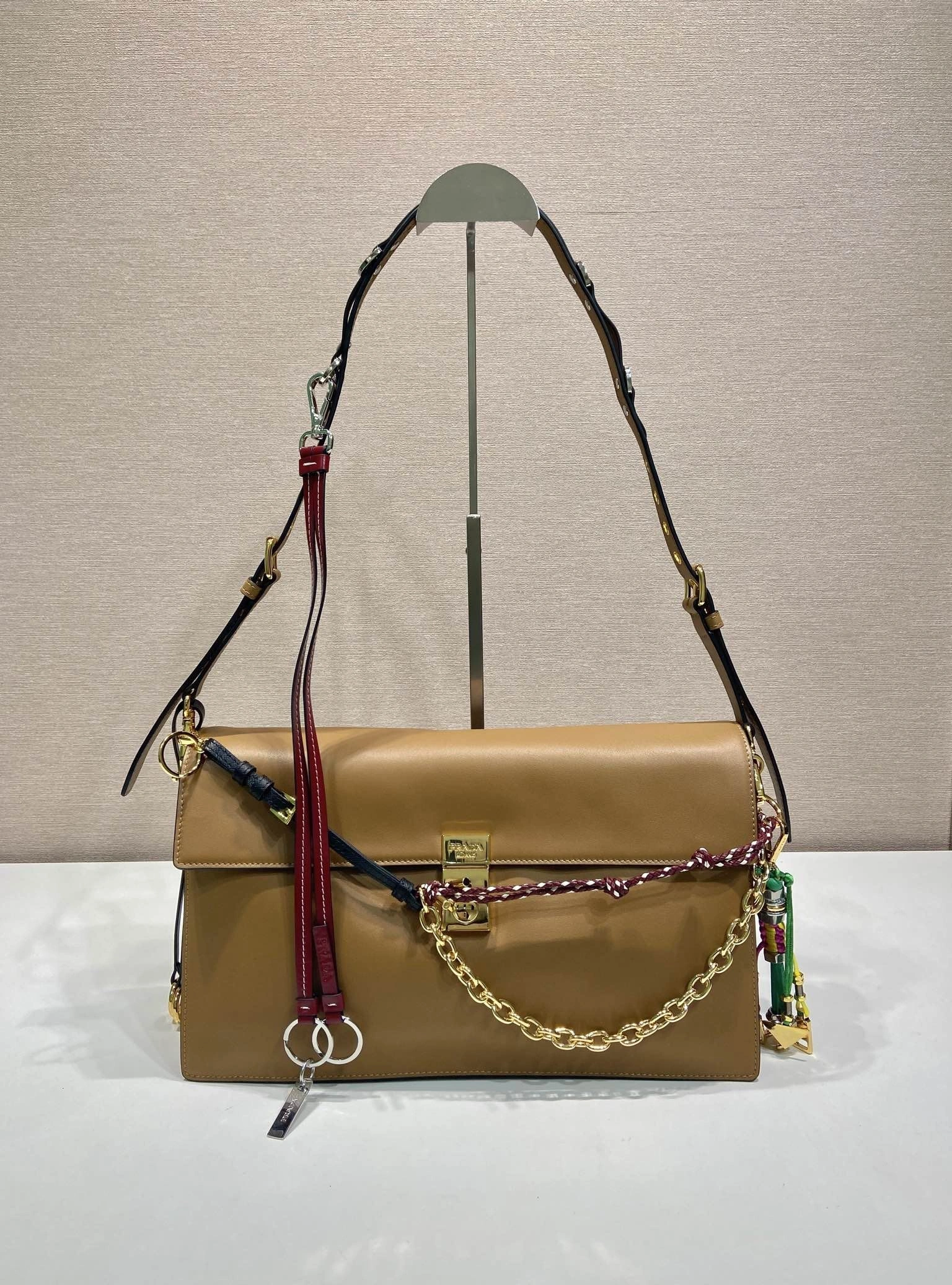 Prada Top Handle Bags 4099A-0632