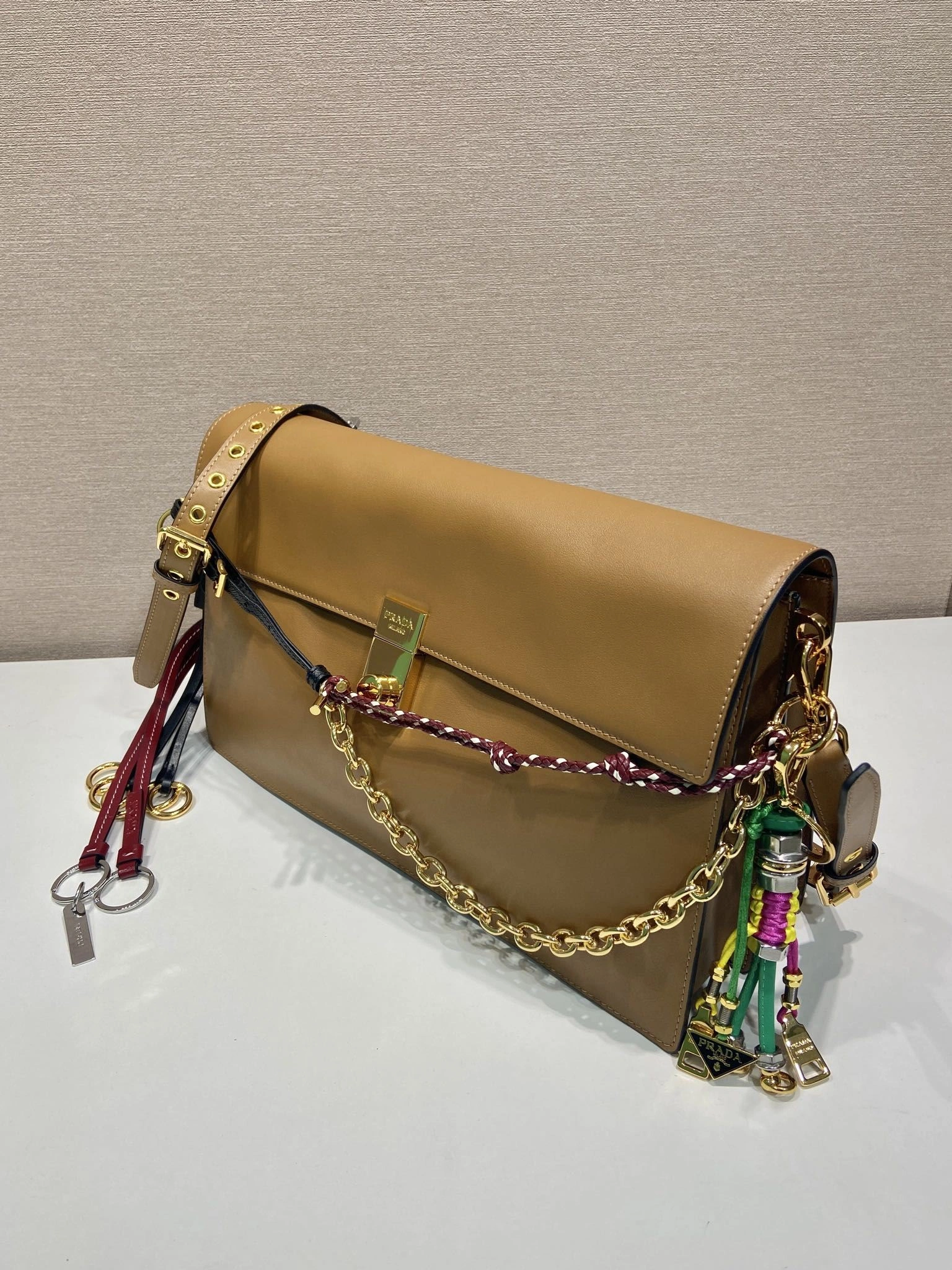 Prada Top Handle Bags 4099A-0632