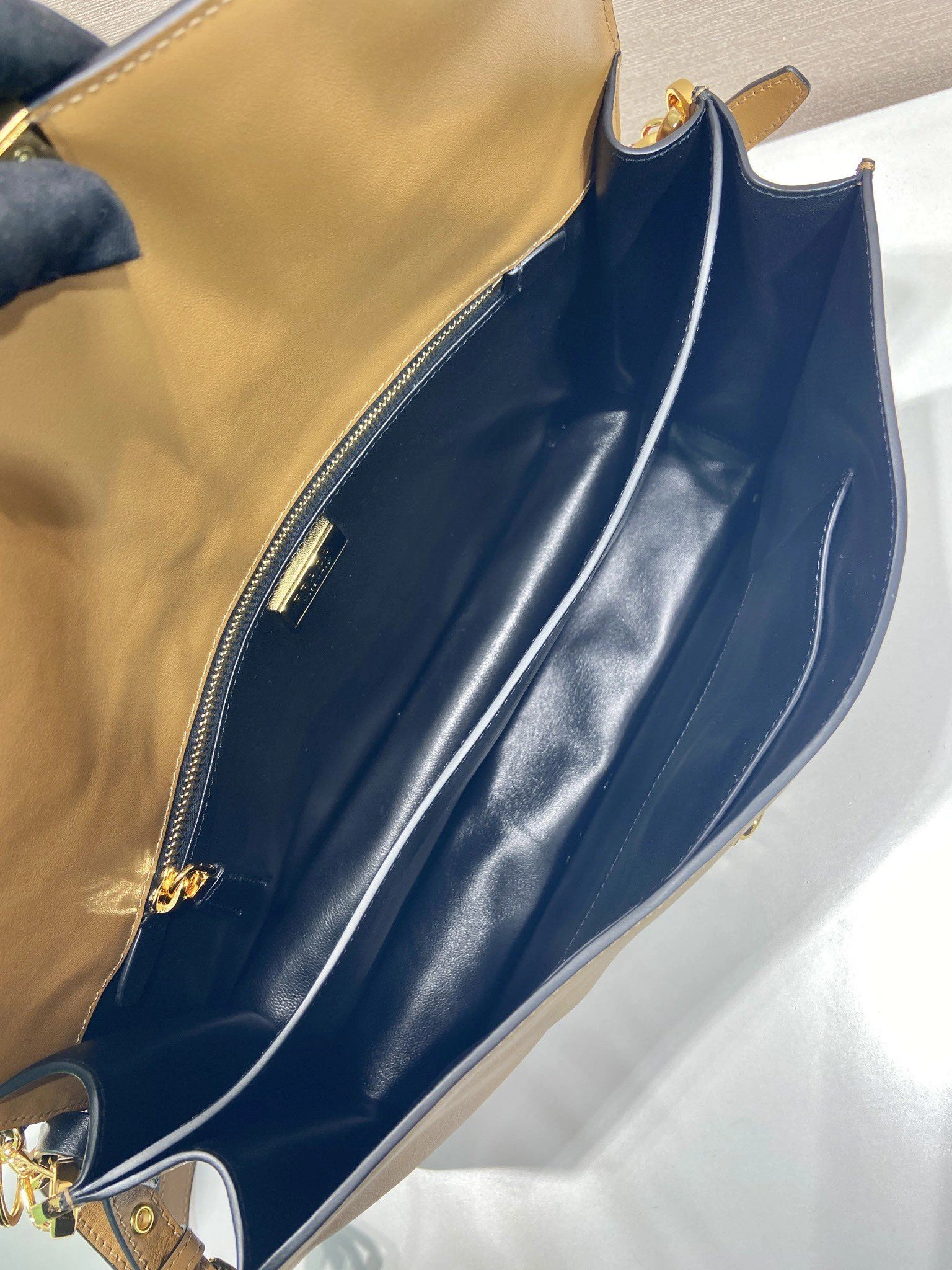 Prada Top Handle Bags 4099A-0632