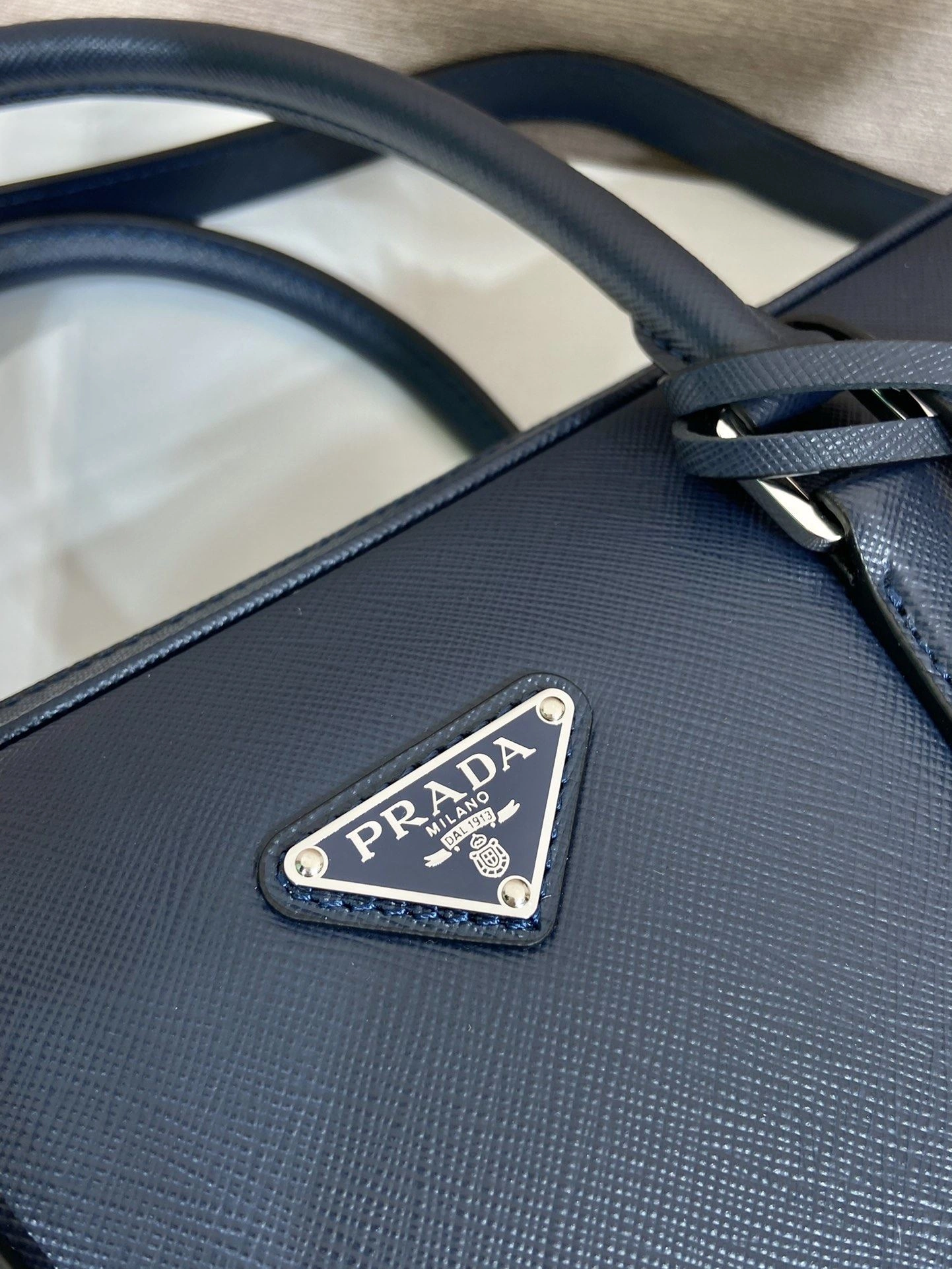 Prada Briefcase 4099A-0636