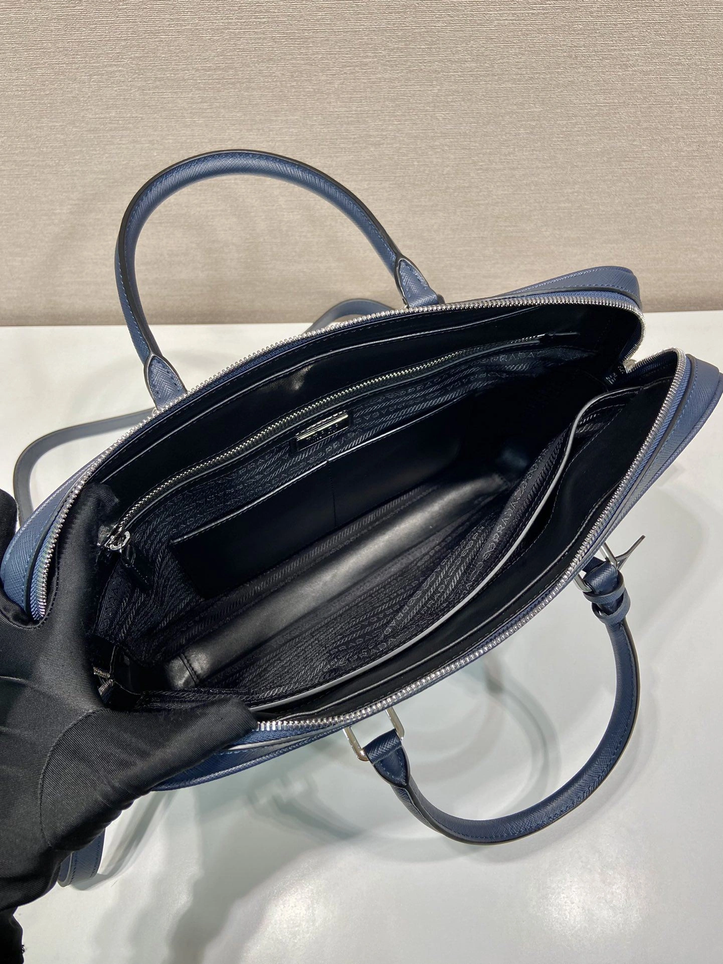 Prada Briefcase 4099A-0636