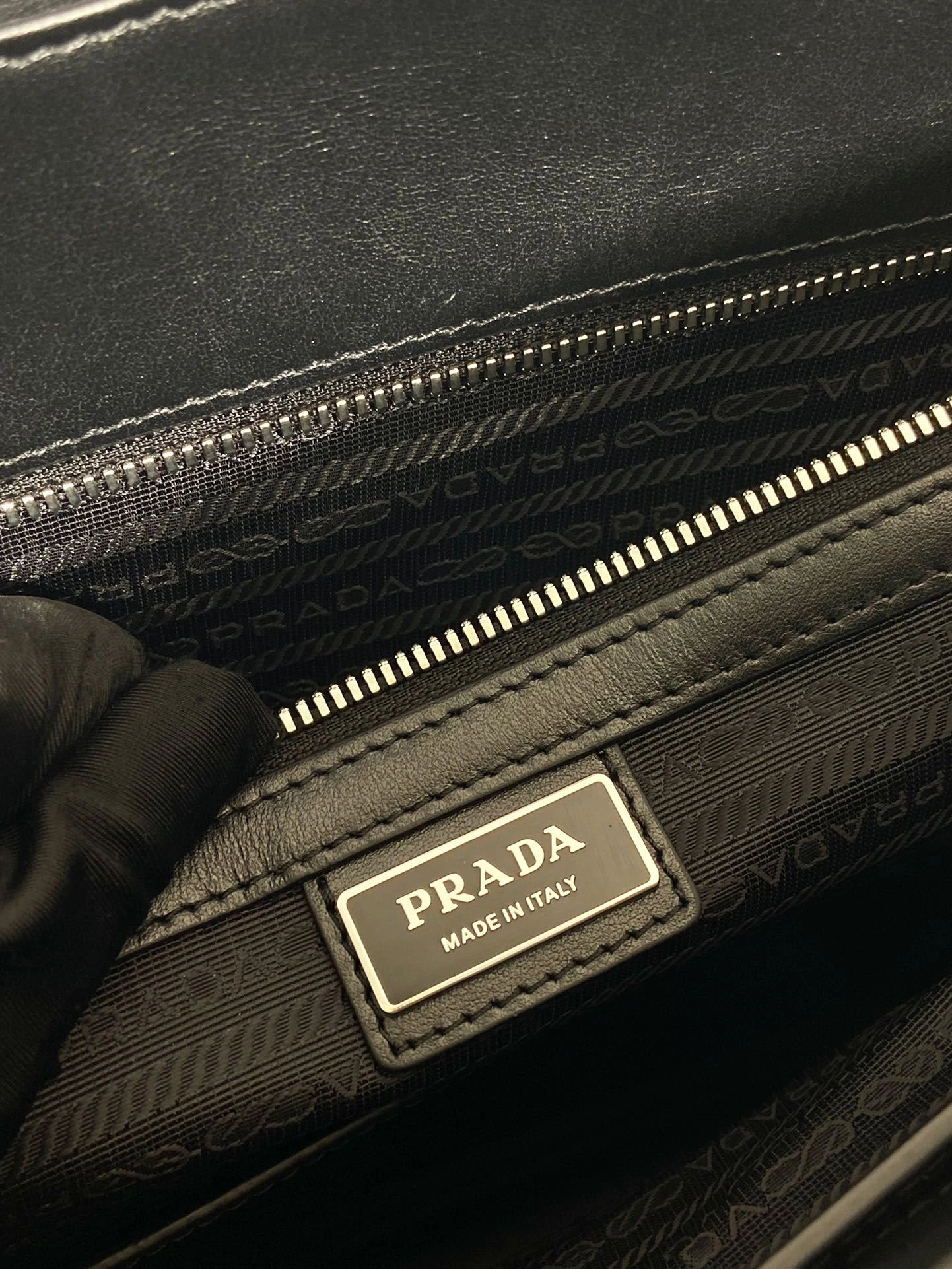 Prada Briefcase 4099A-0636