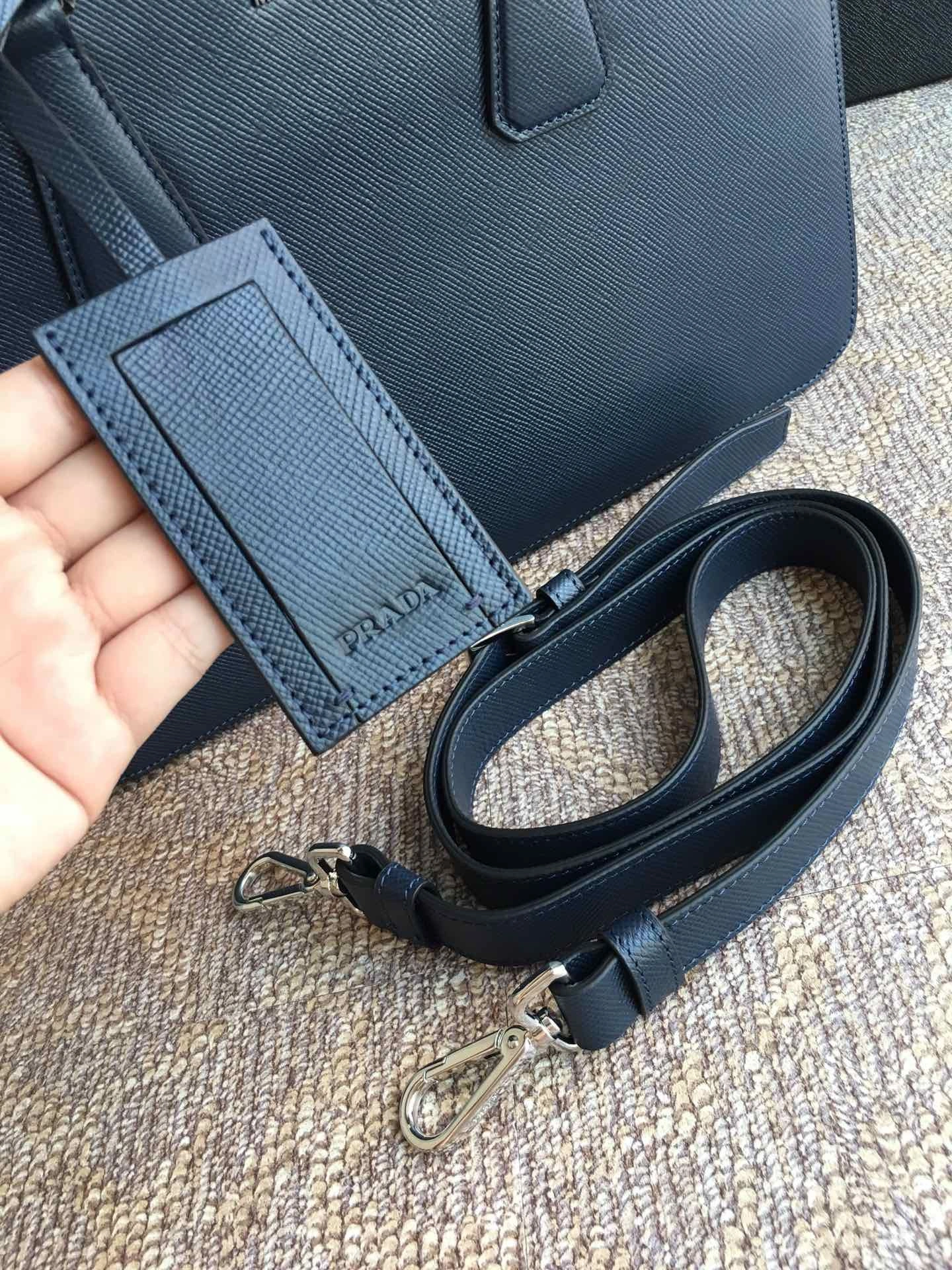 Prada Briefcase 4099A-0637