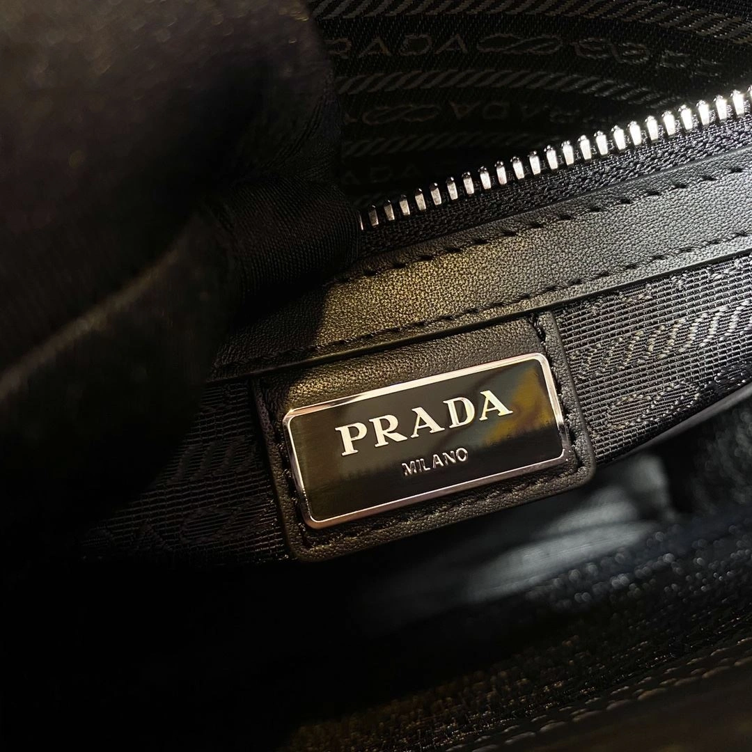 Prada Shopping Bags 4099A-0640
