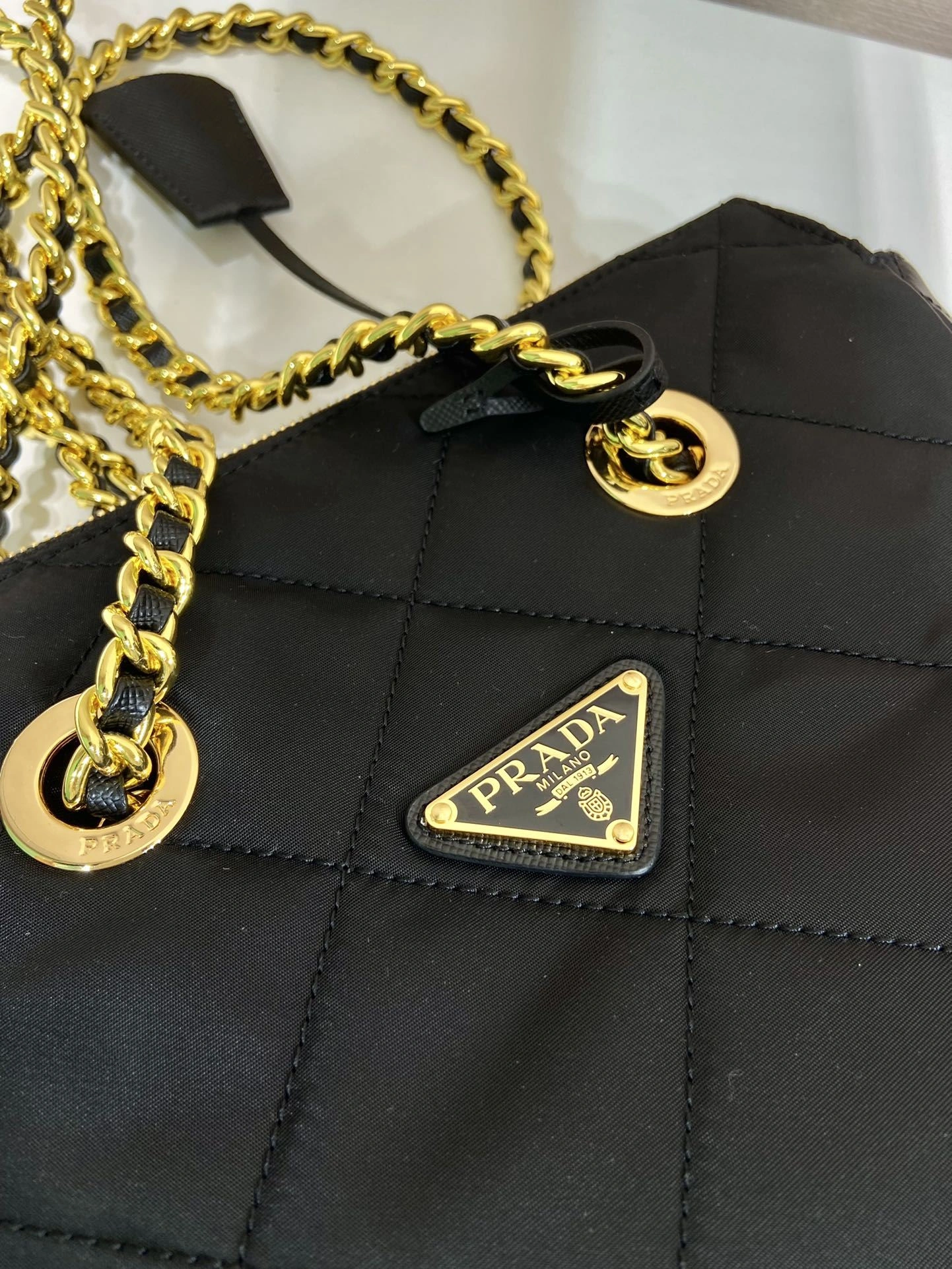 Prada Top Handle Bags 4099A-0647
