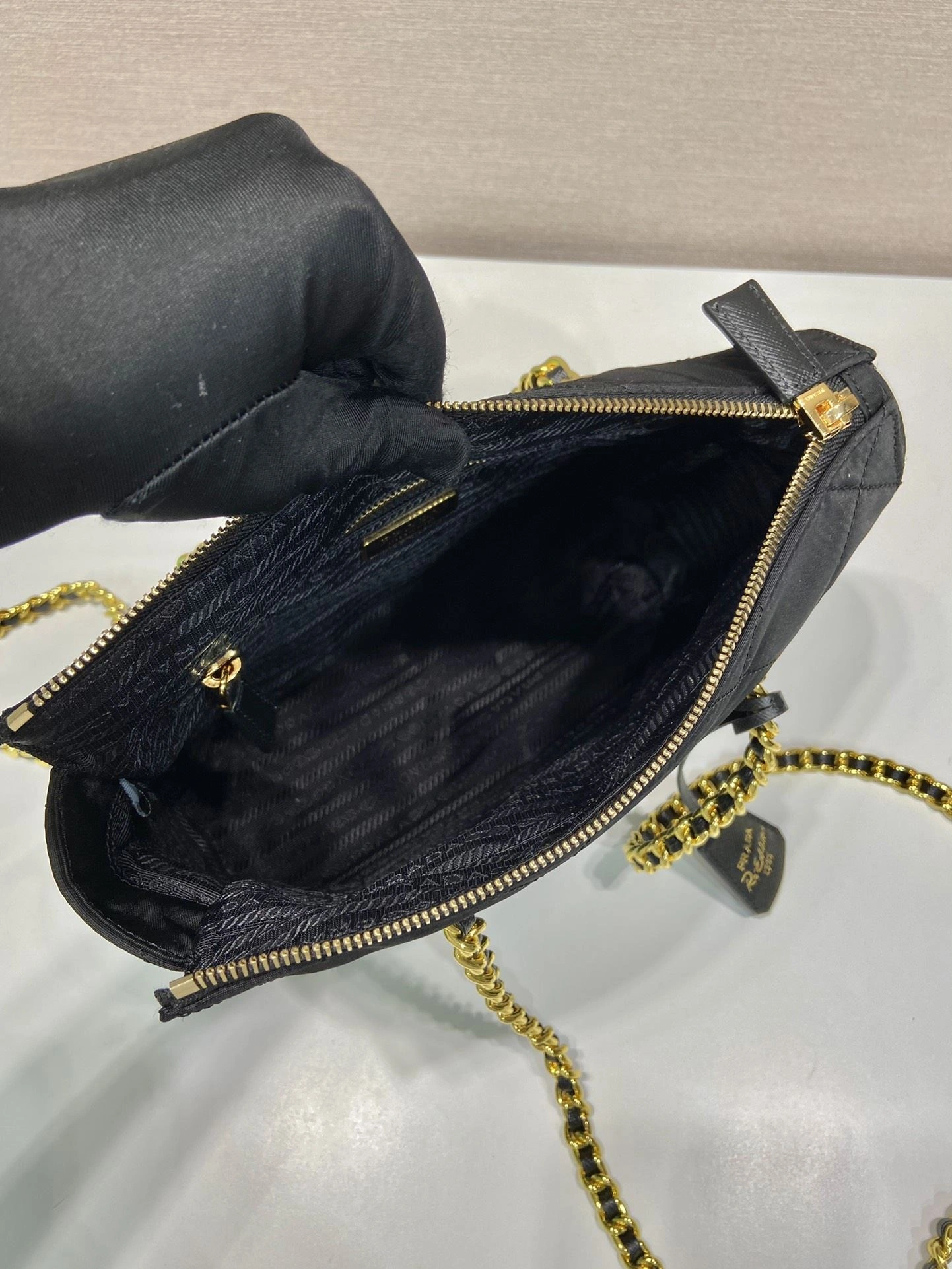 Prada Top Handle Bags 4099A-0647