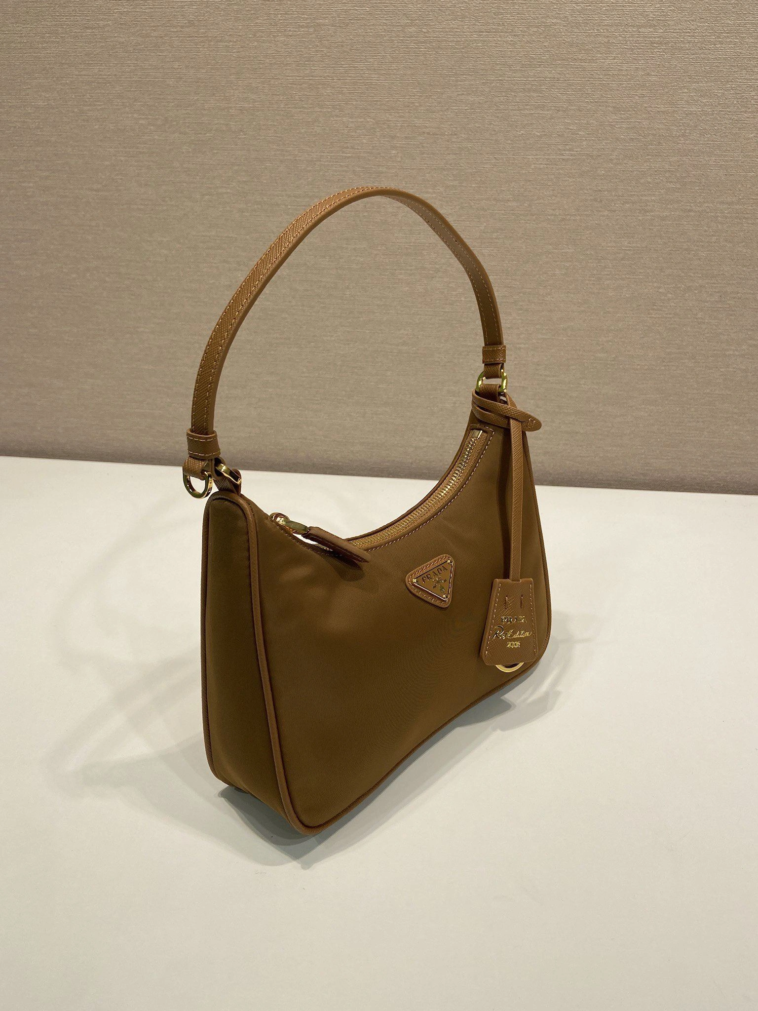 Prada Top Handle Bags 4099A-0653