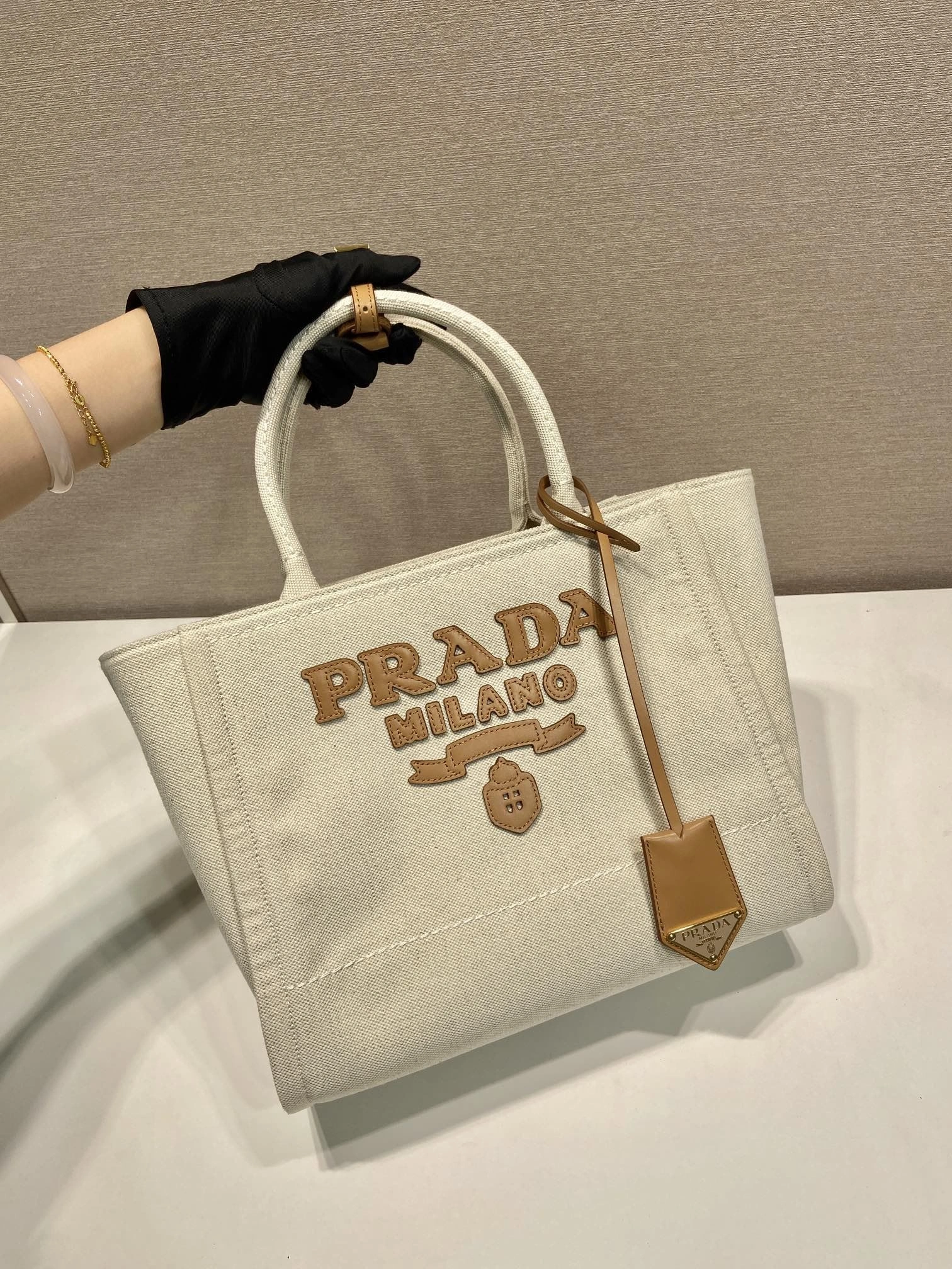 Prada Top Handle Bags 4099A-0662
