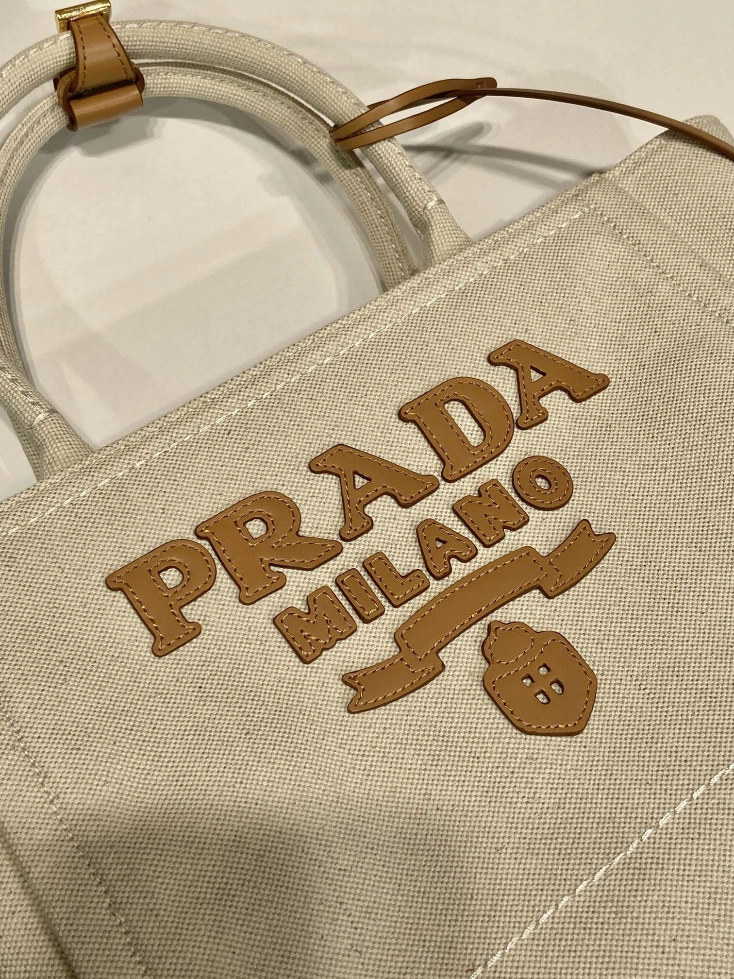 Prada Top Handle Bags 4099A-0662