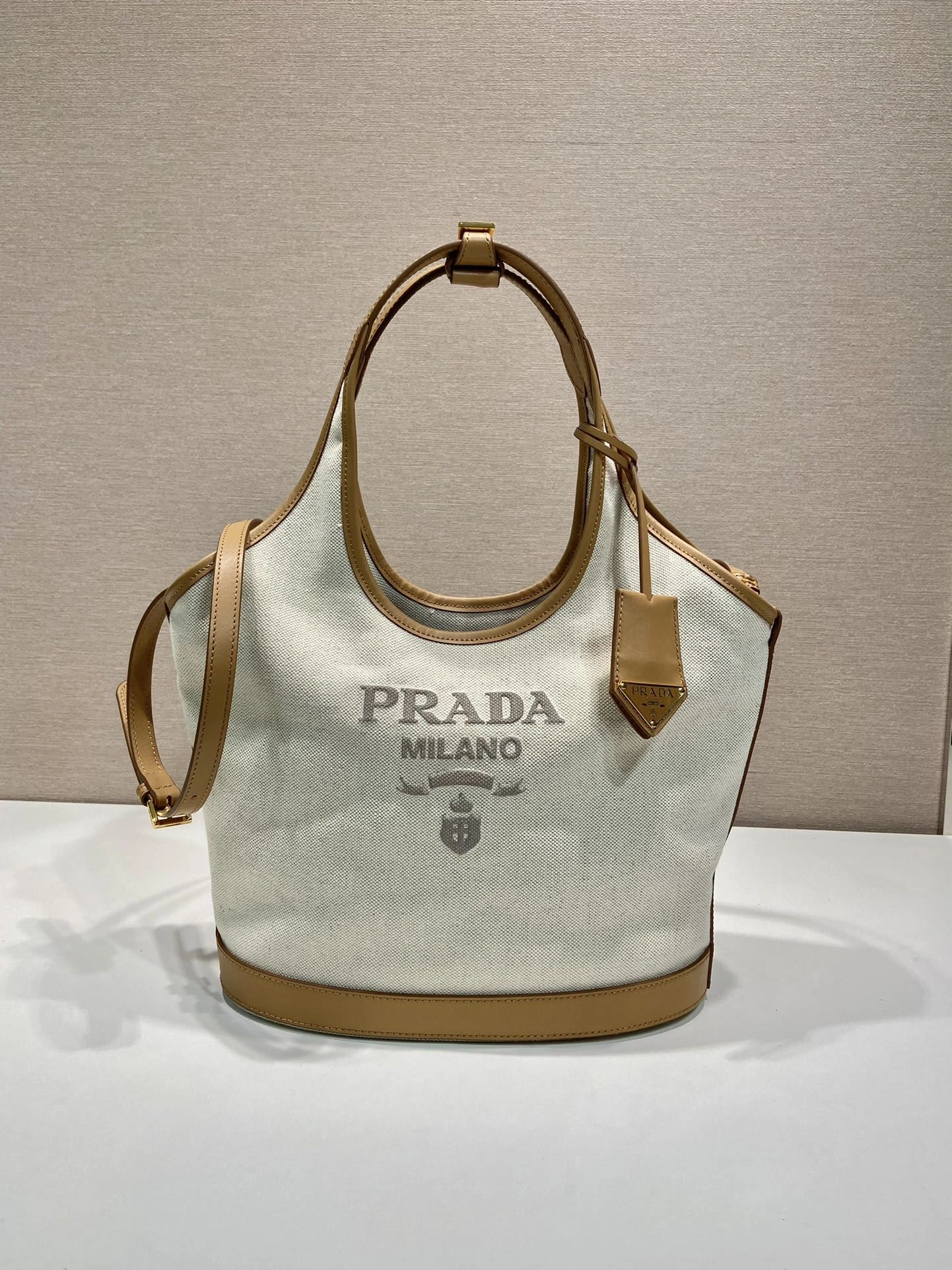 Prada Top Handle Bags 4099A-0664