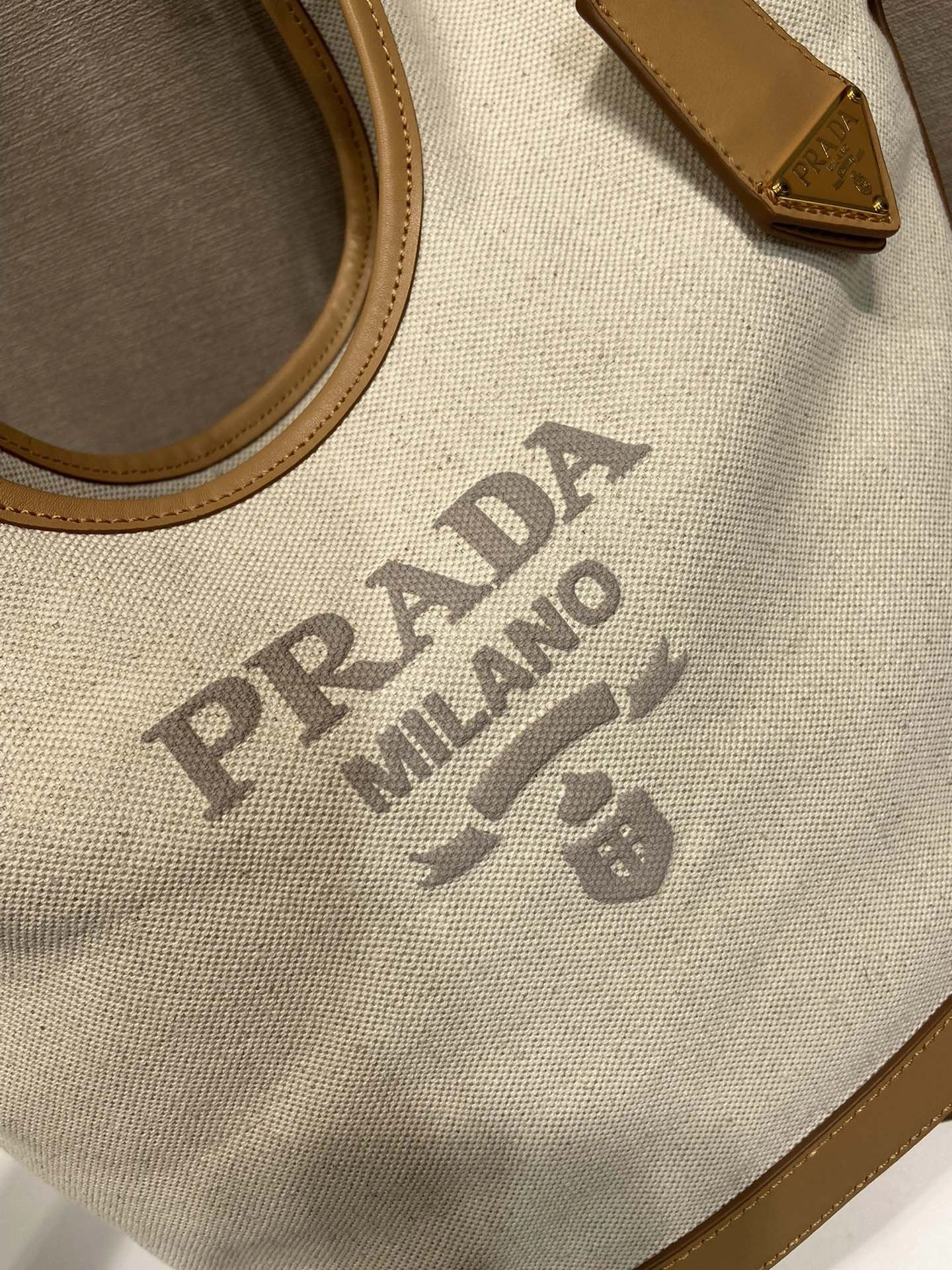 Prada Top Handle Bags 4099A-0664
