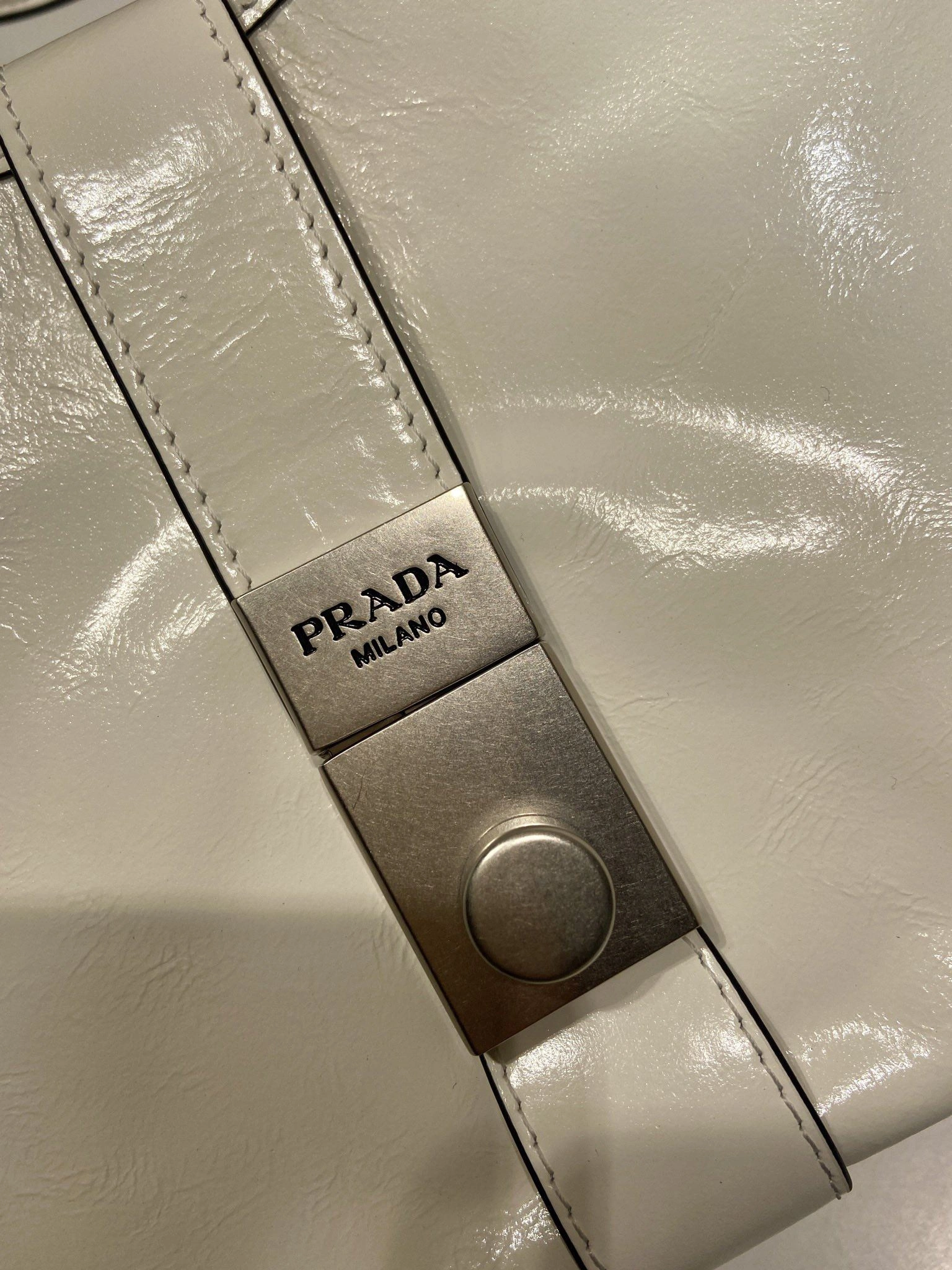 Prada Top Handle Bags 4099A-0667