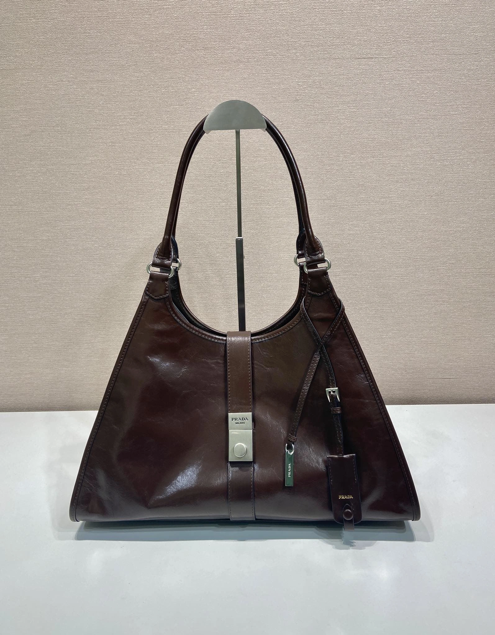 Prada Top Handle Bags 4099A-0669