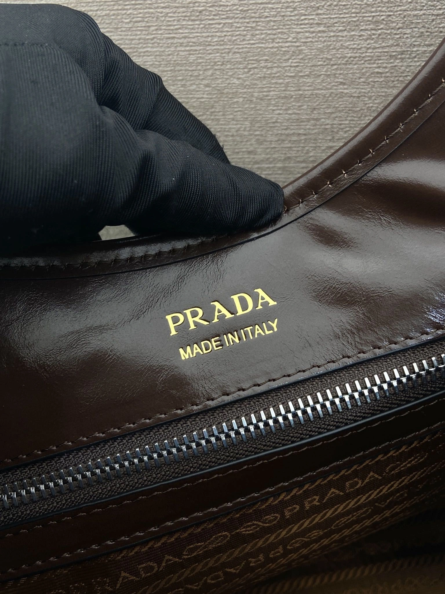 Prada Top Handle Bags 4099A-0669